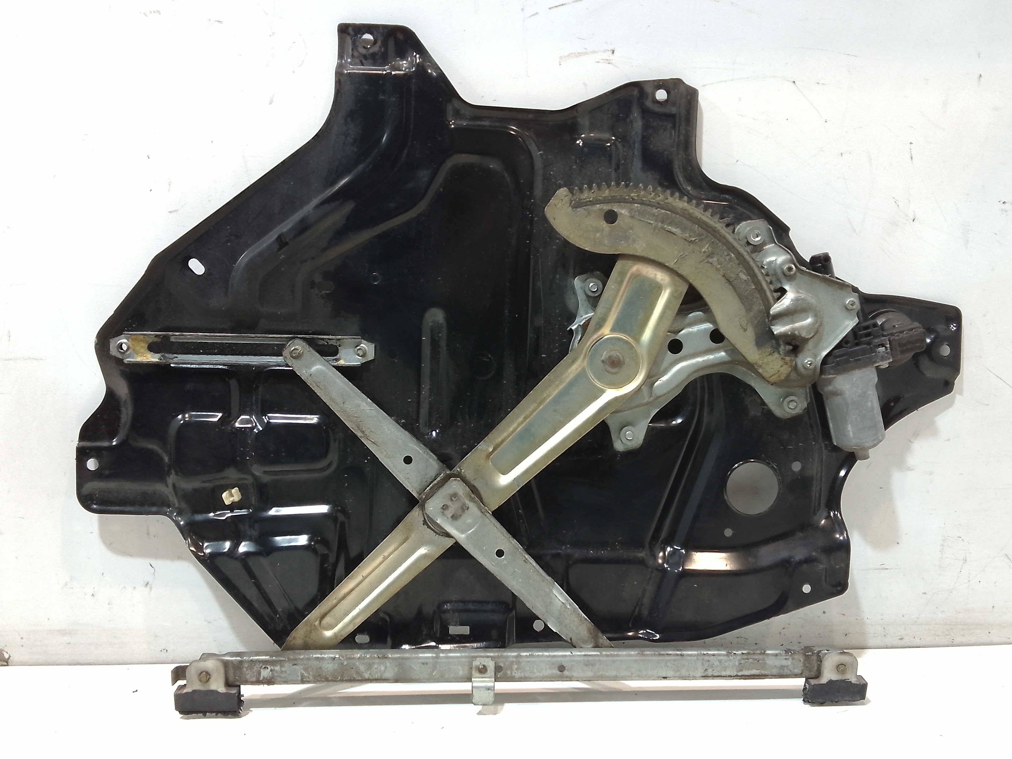 Alzacristallo Porta Ant. Sinistro Usato