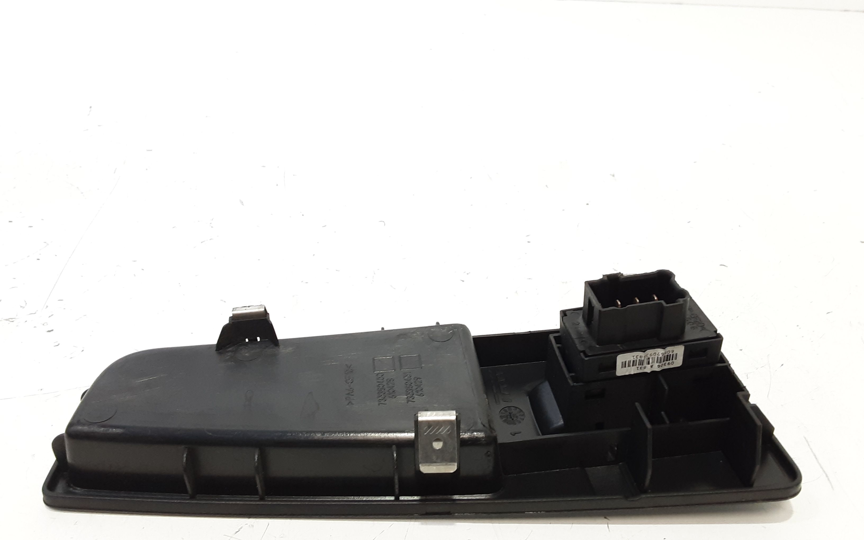 Interruttore Alzacristalli Porta Ant. Destro Usato