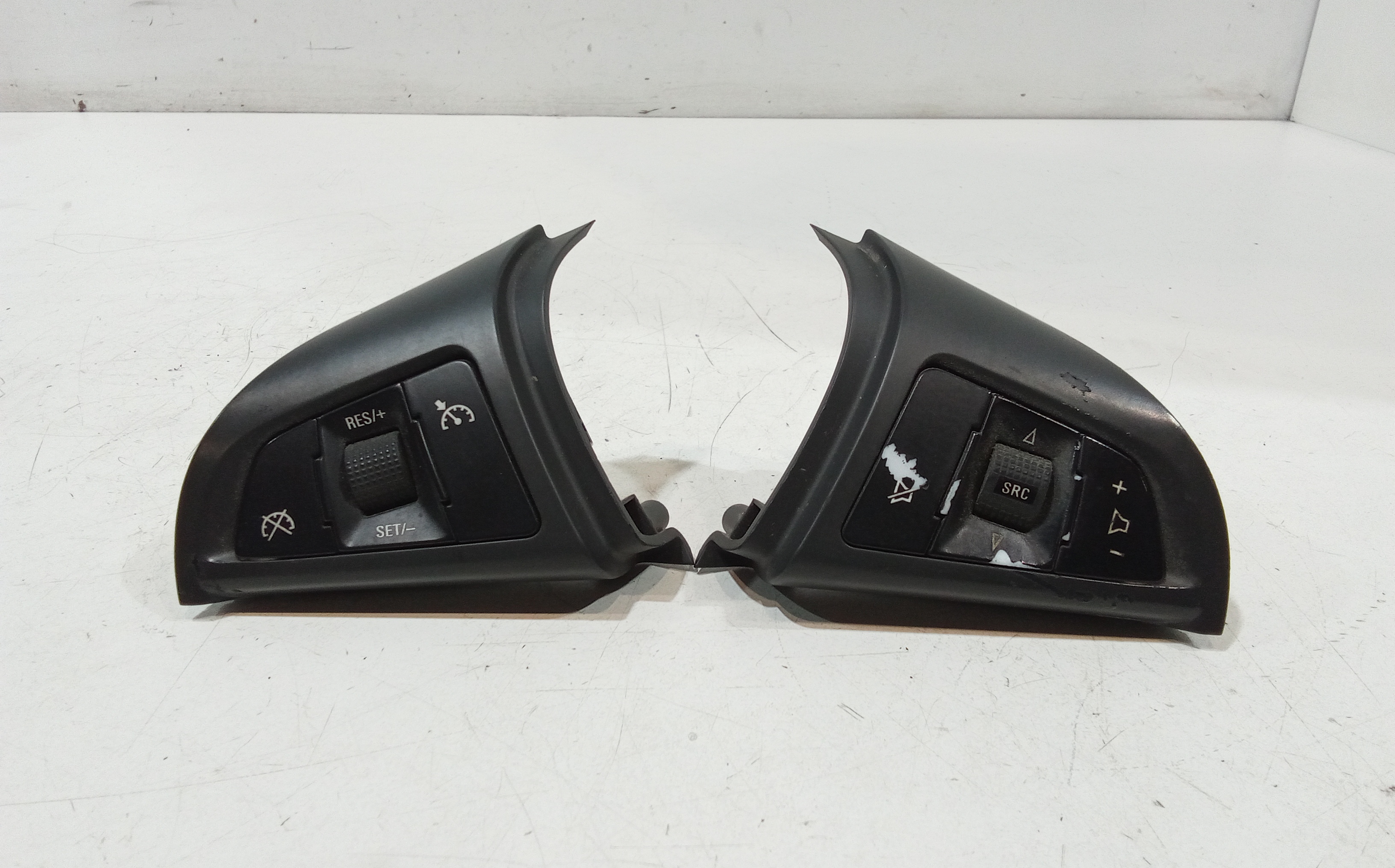 Blocco Volante Multifunzione Usato