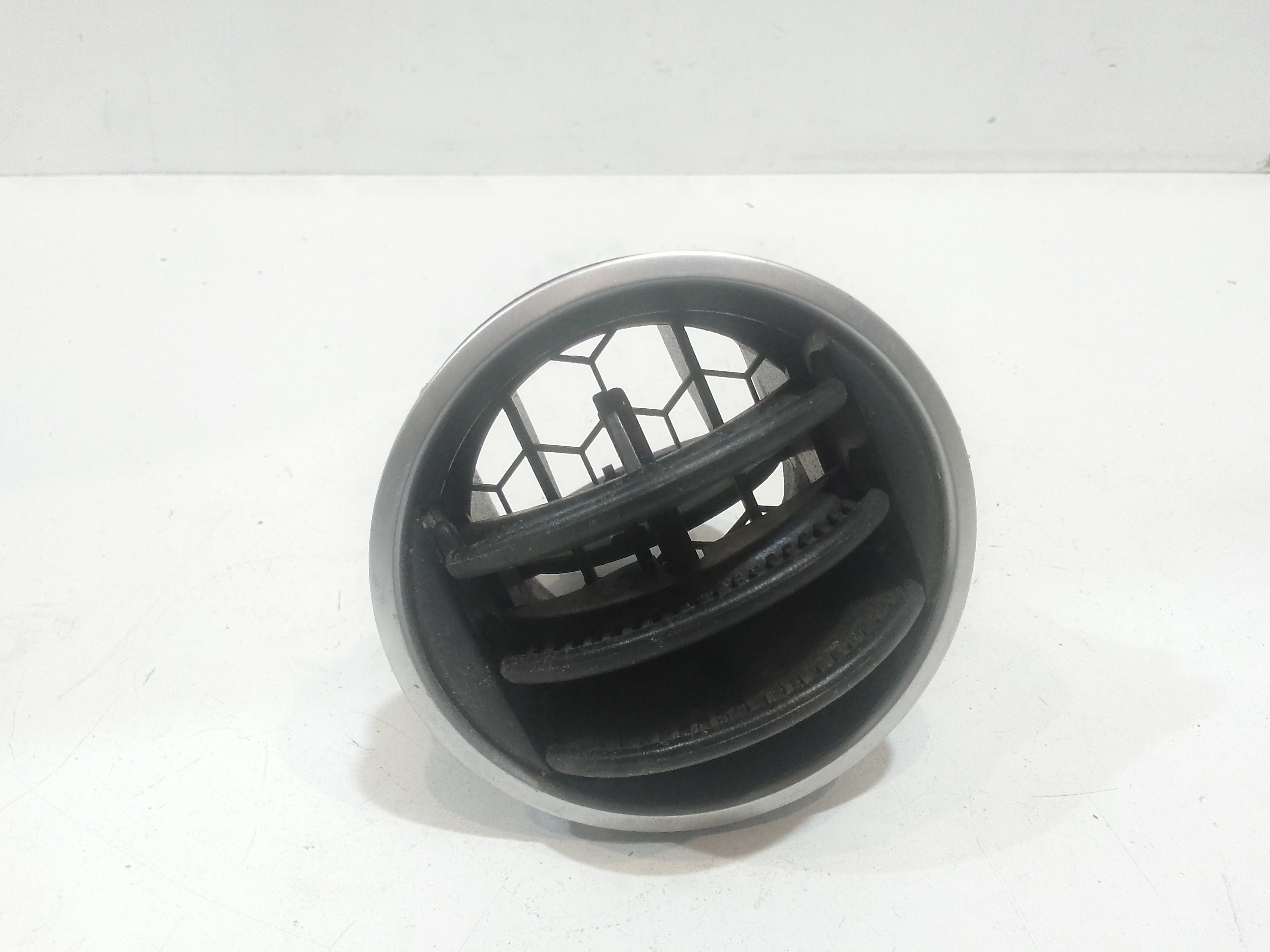 Condotto Aria Bocchette Lat. Cruscotto Sinistro Usato