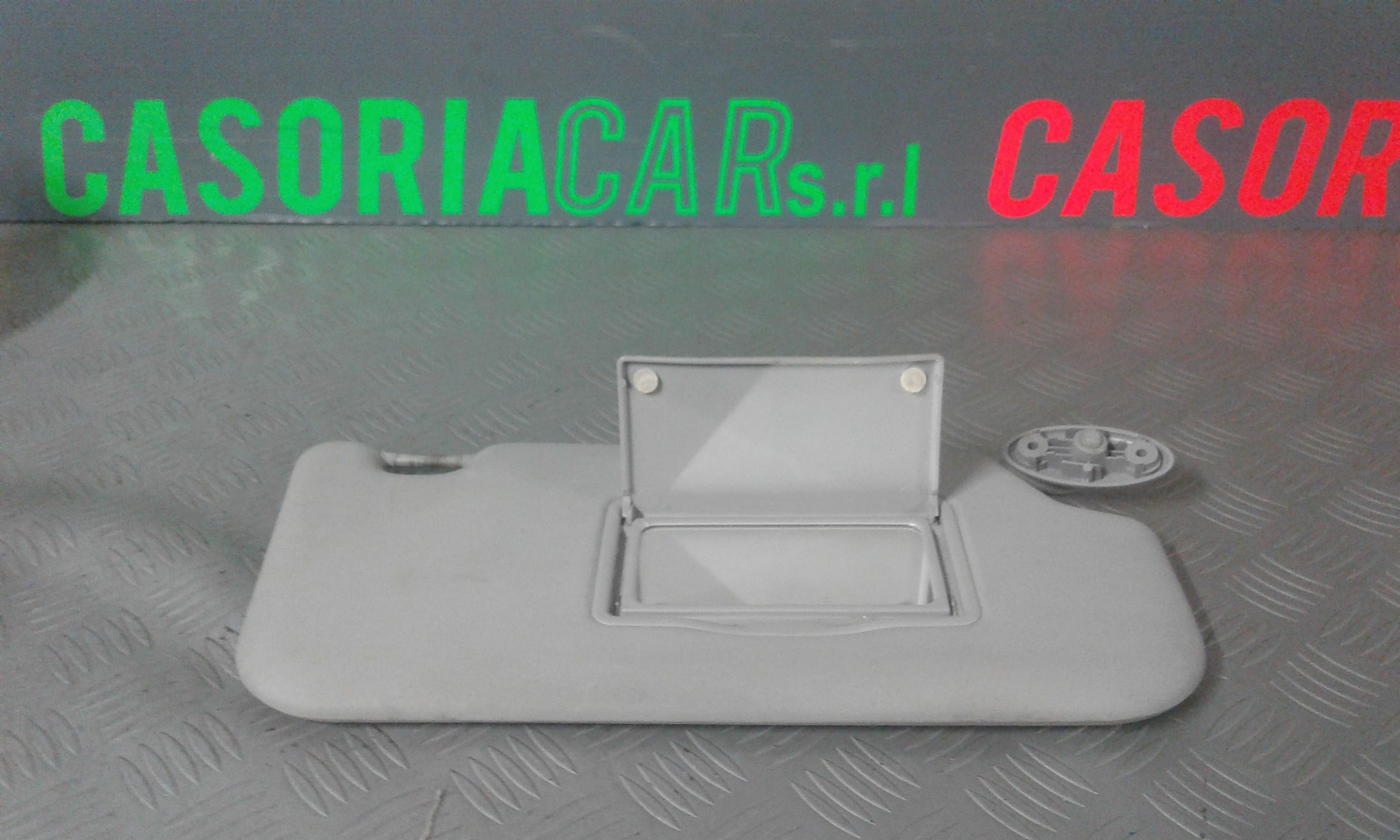 Aletta Parasole Parabrezza Destro 1222069 Usato