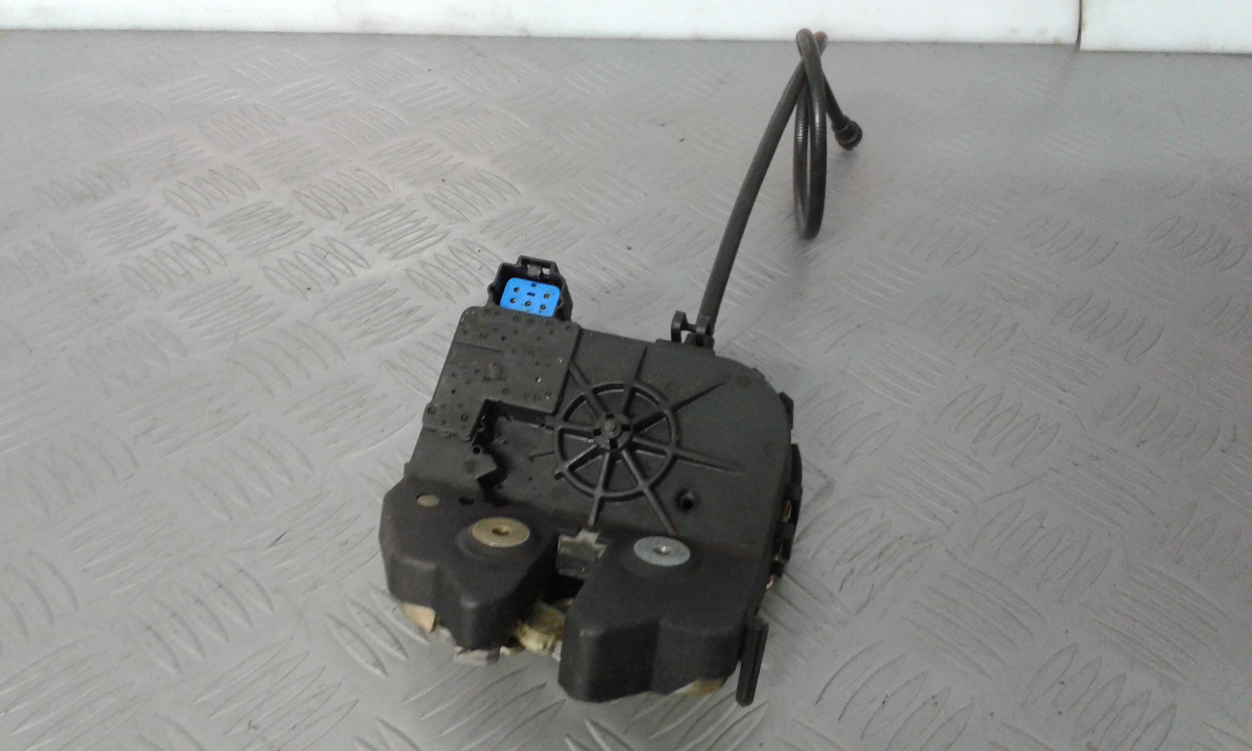 Serratura Cofano Post. Usato