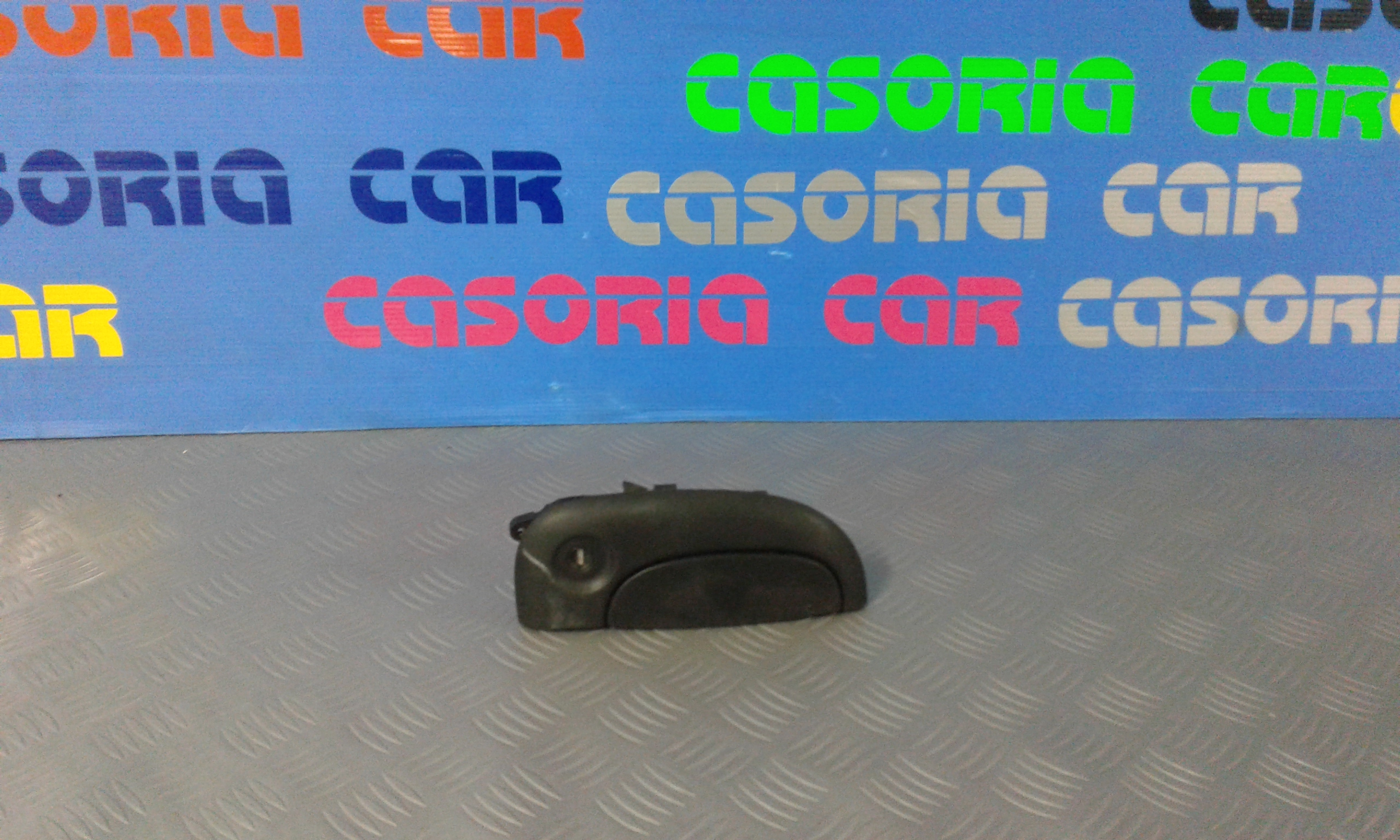 Maniglia Porta Ant. Destro 8200107368 Usato