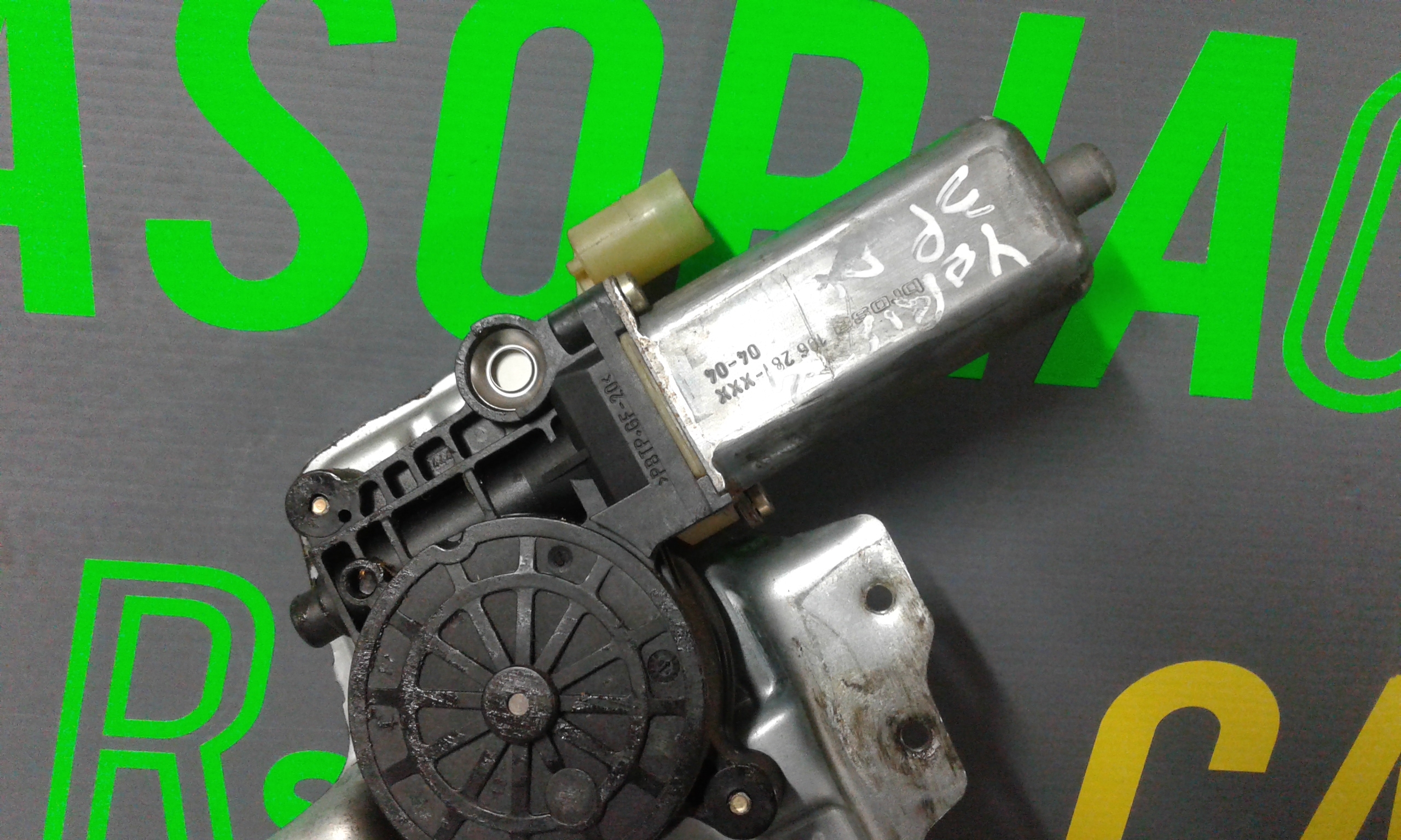 Alzacristallo Porta Ant. Destro 698100D010 Usato