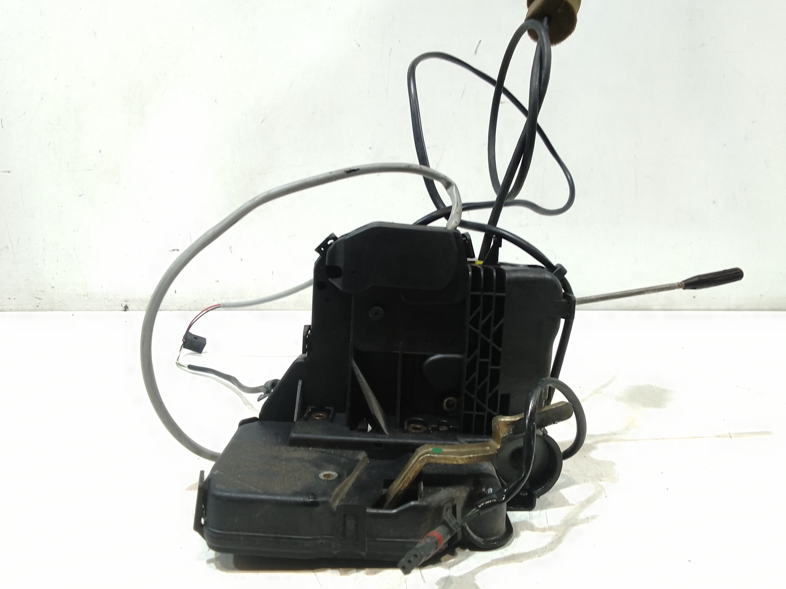 Serratura Porta Ant. Sinistro A2037200135 Usato