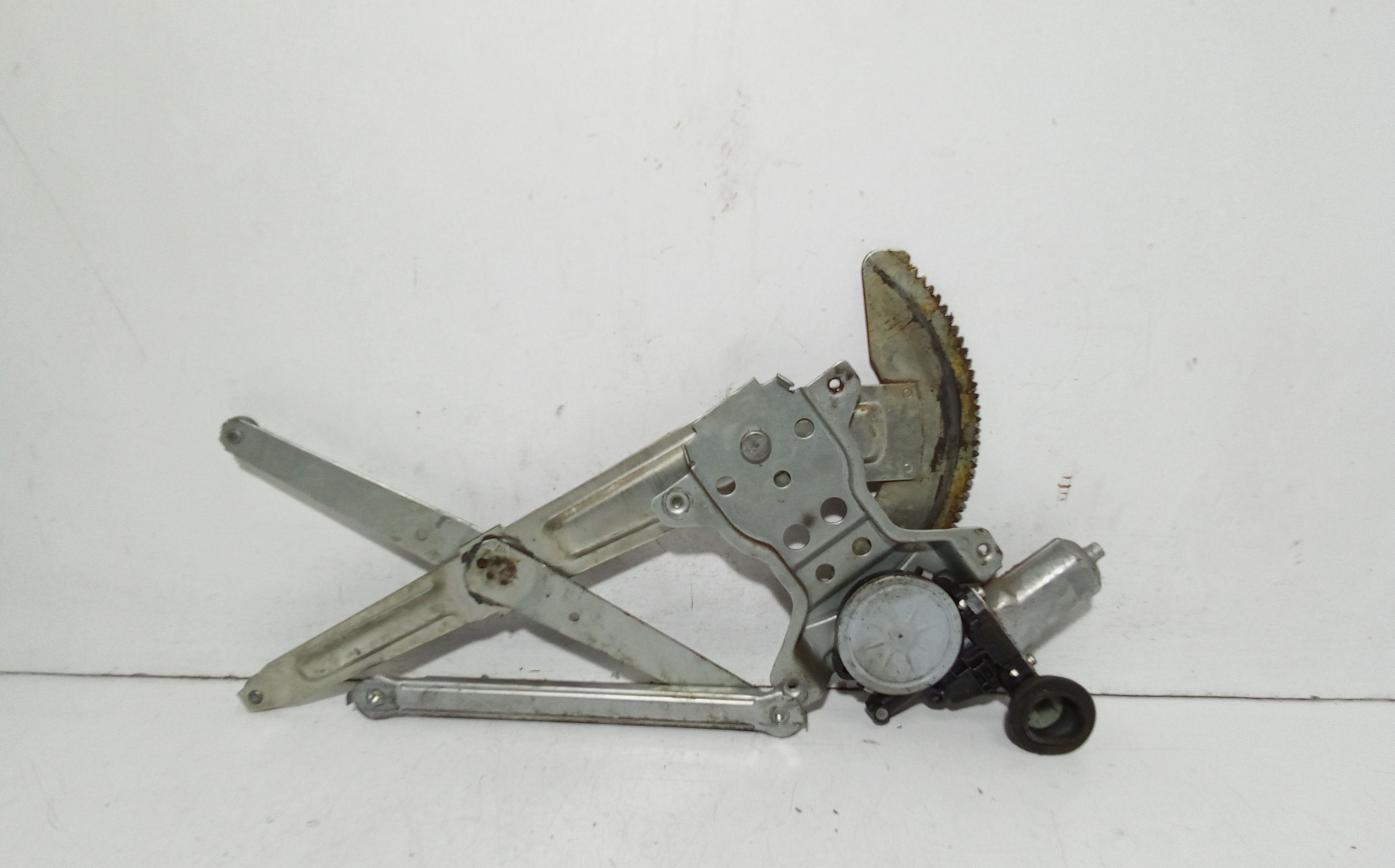 Alzacristallo Porta Ant. Sinistro 8344062J00000 Usato