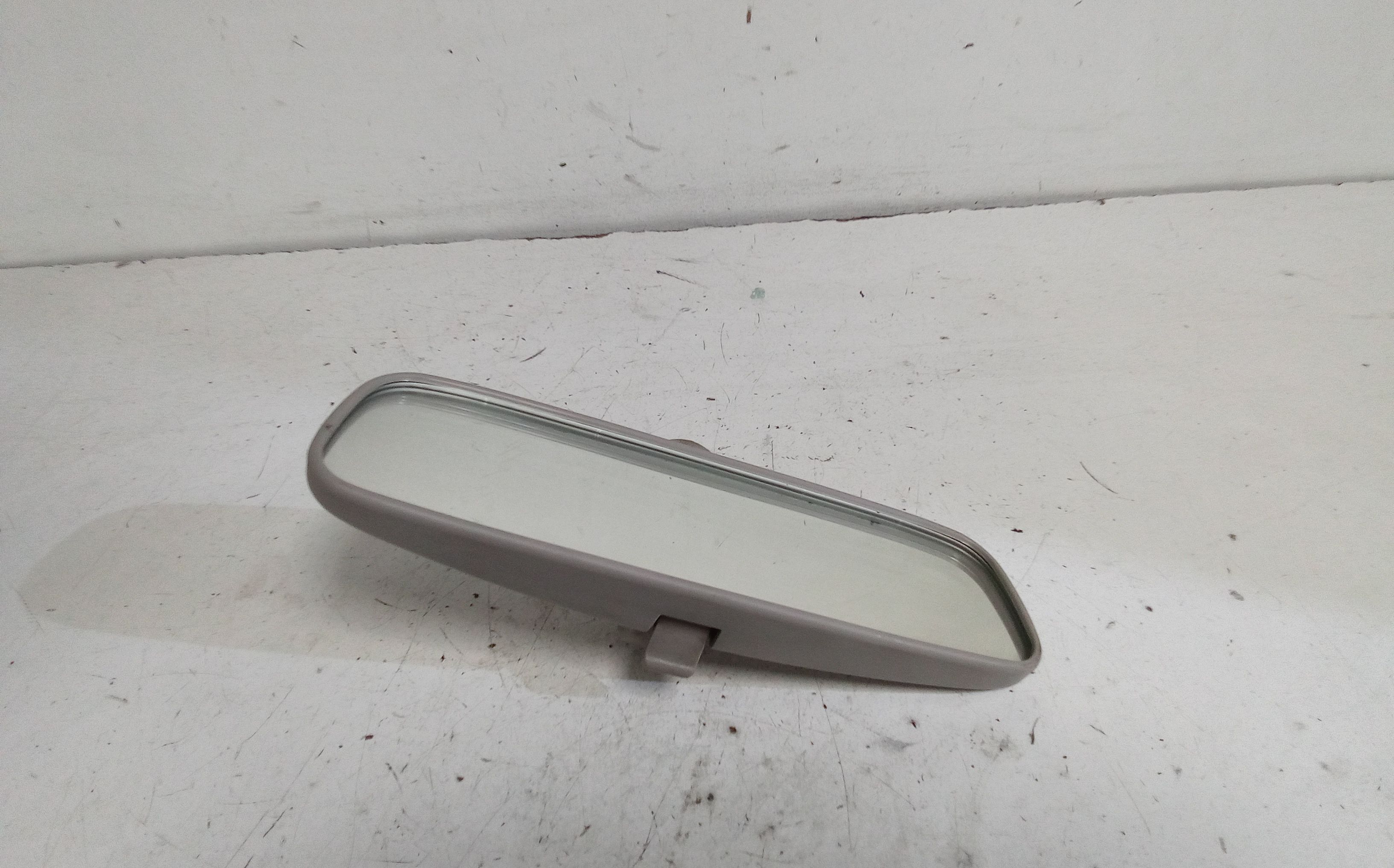 Retrovisore Interno 8477063J00000 Usato