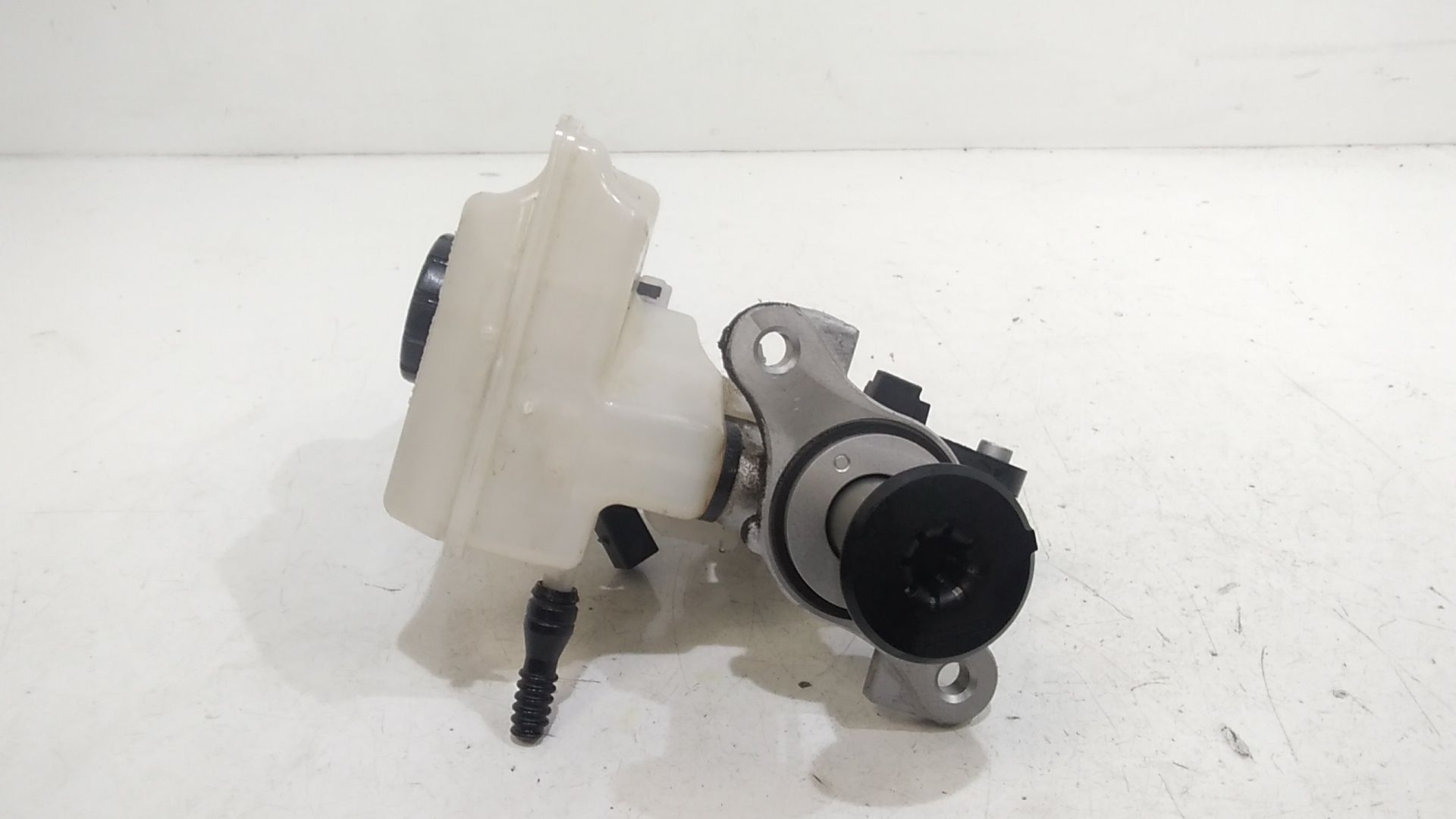 Pompa Comando Freni 5Q1614019AAREP Usato