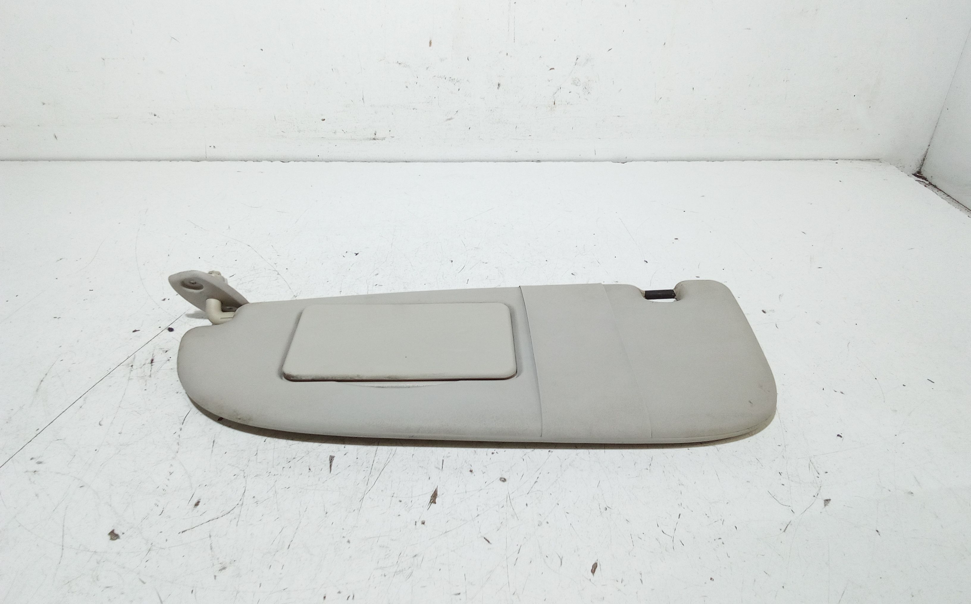 Aletta Parasole Parabrezza Sinistro Usato