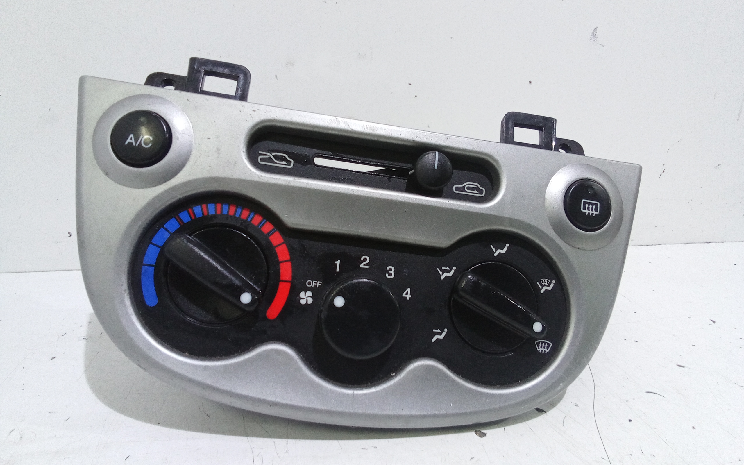 Blocco Comando Climatizzazione 96397521 Usato