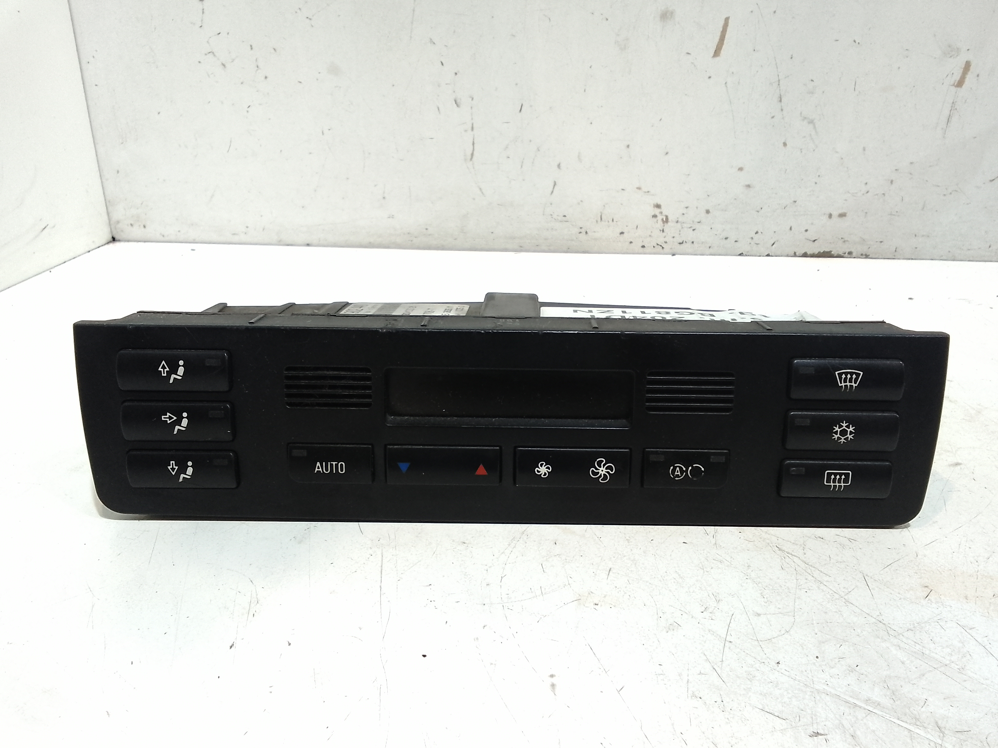 Blocco Comando Climatizzazione 64116915332 Usato