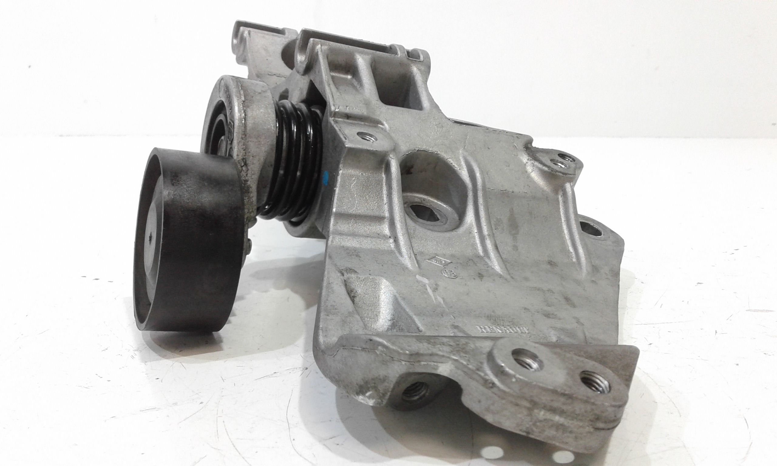 Piastra Alloggiamento Supporto Motore (Con Eventuale Bielletta O Tirante Associato) Usato