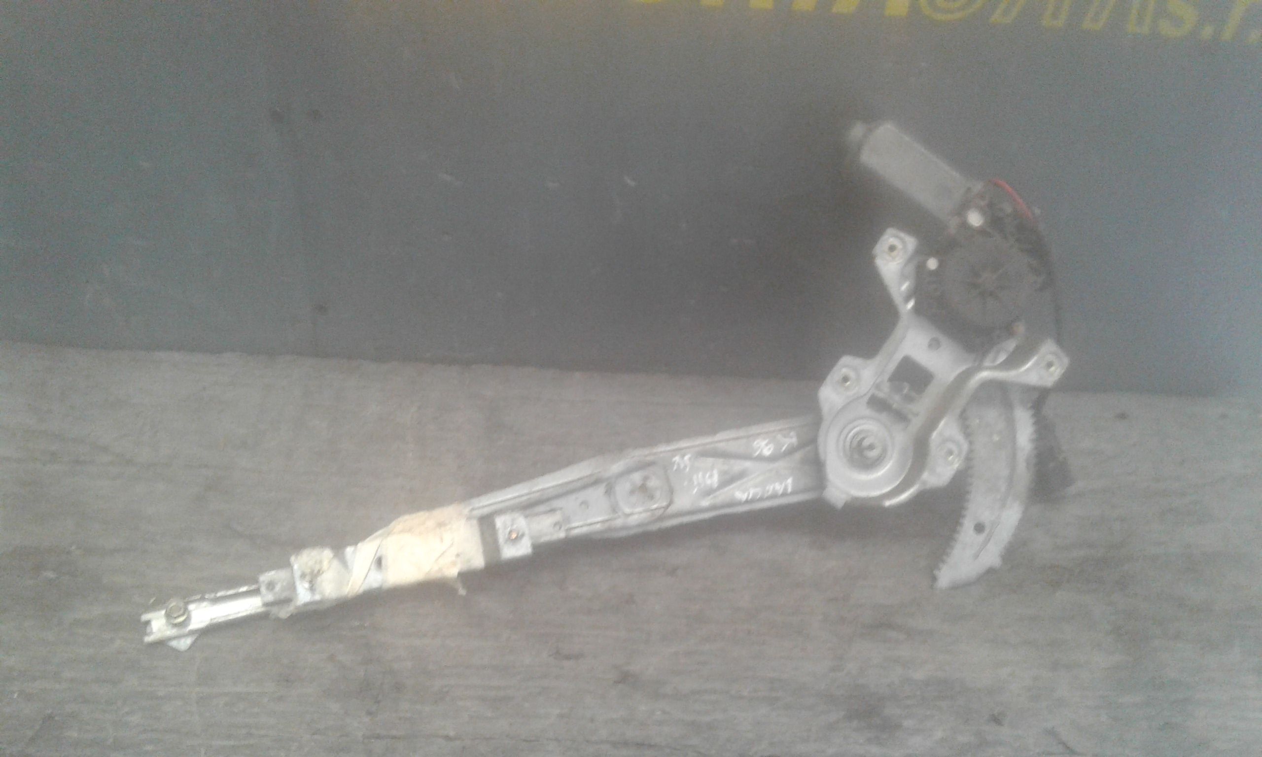 Alzacristallo Porta Post. Sinistro Usato