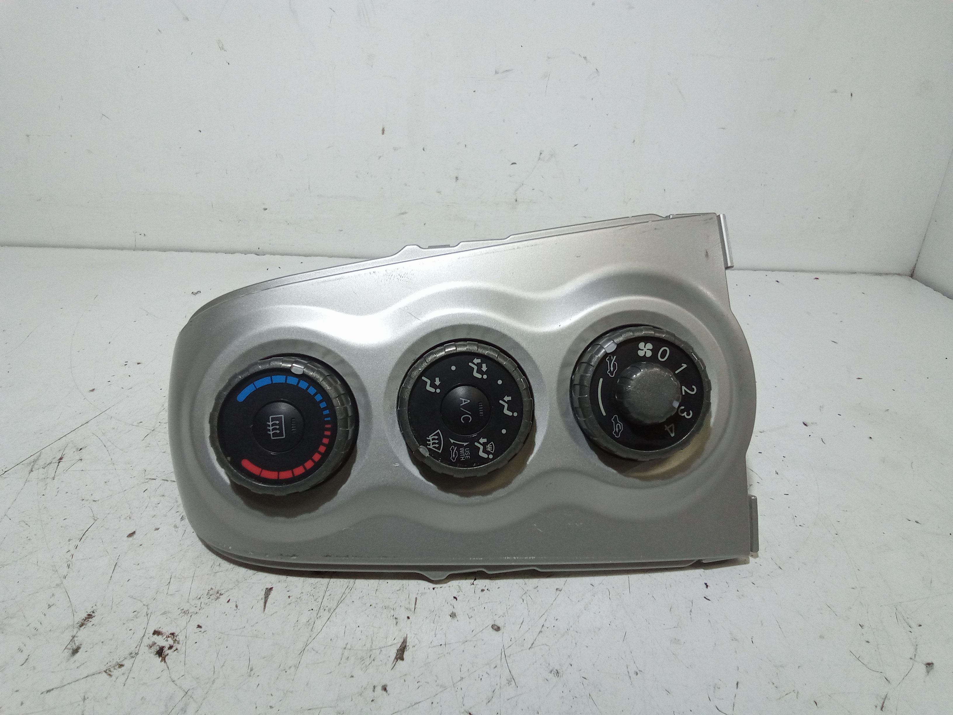 Blocco Comando Climatizzazione 5590052490B0 Usato