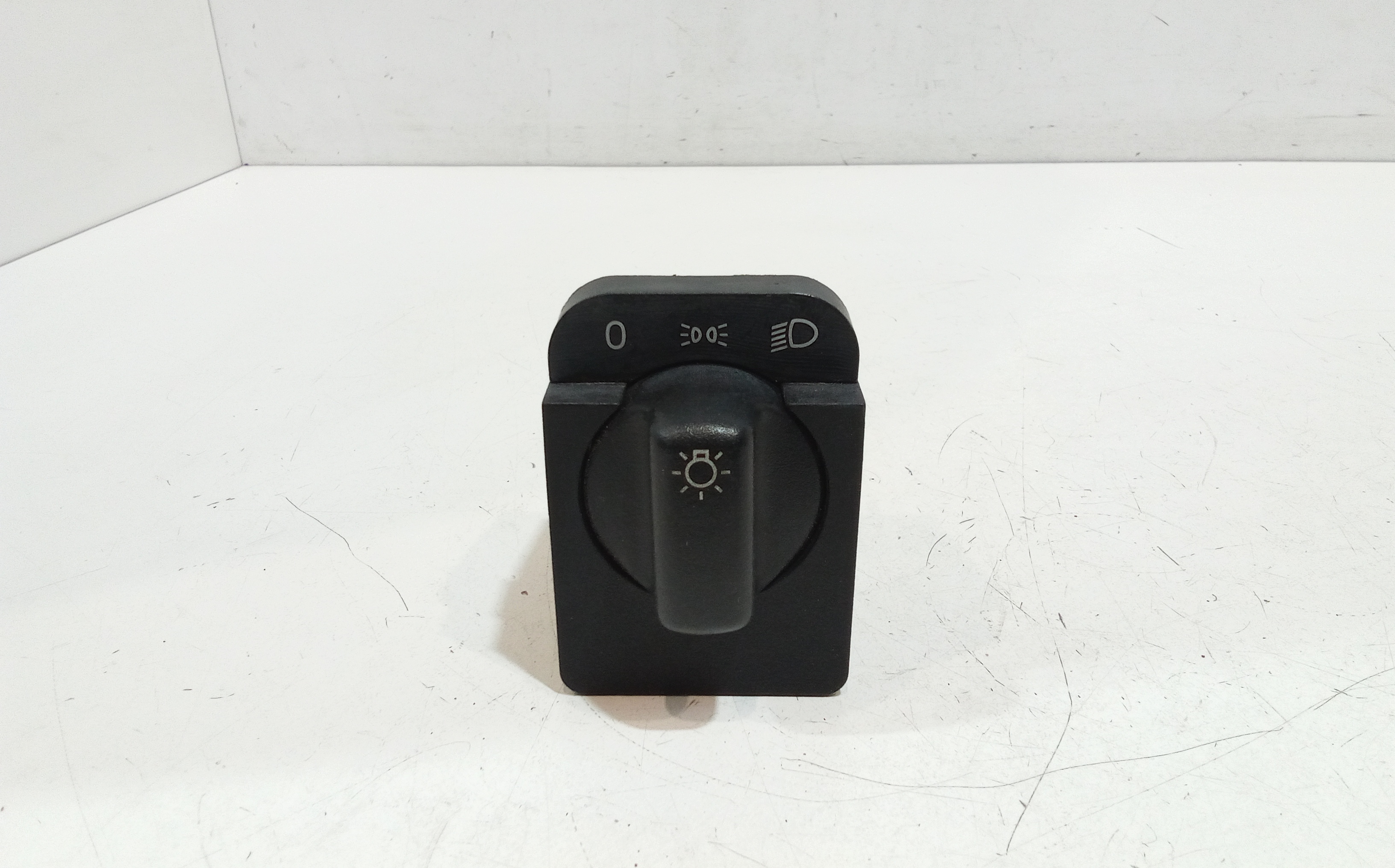 Interruttore Blocco Comando Luci 90381877 Usato