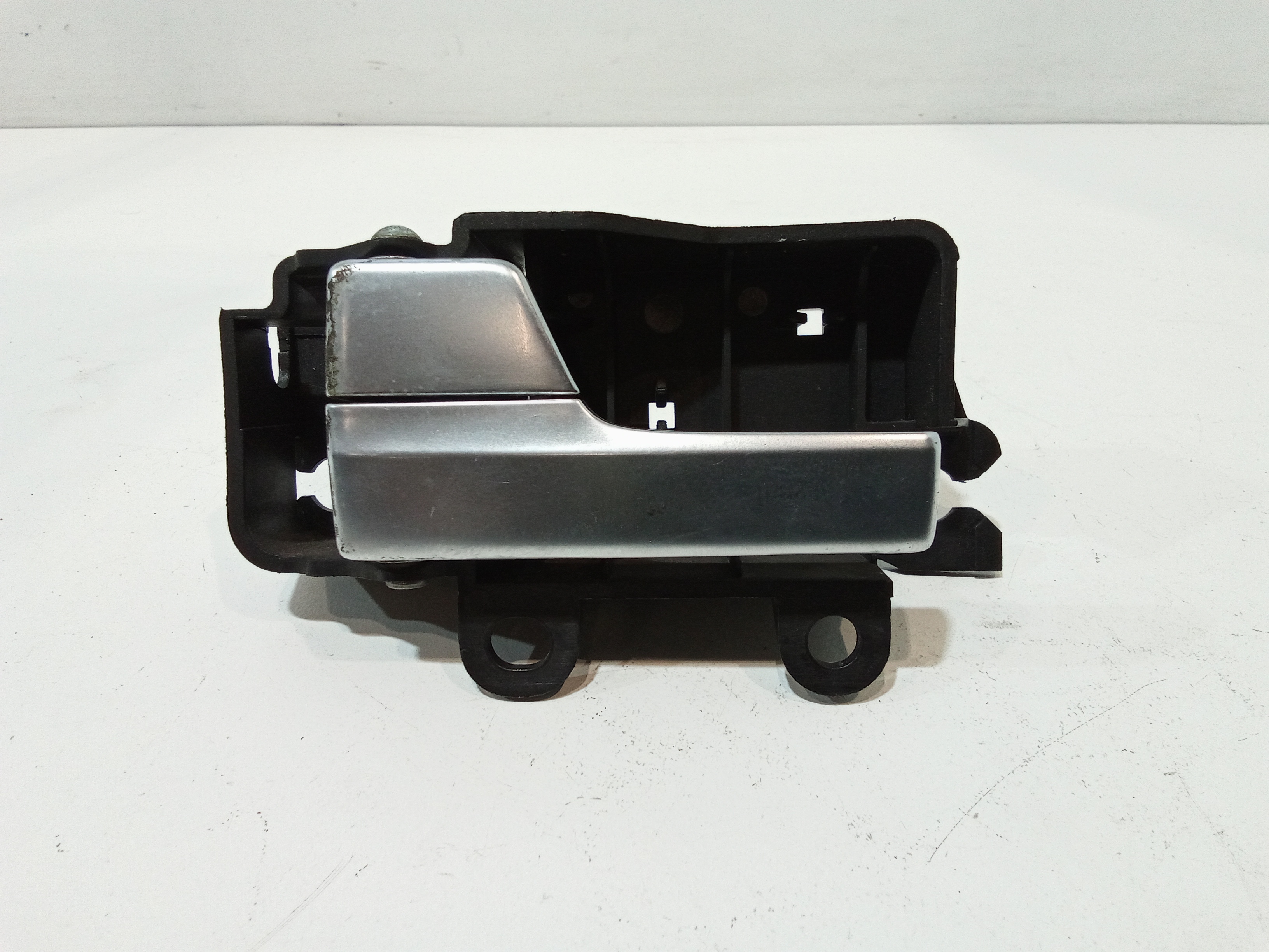 Maniglia Int. Apertura Porta Ant. Sinistro 1470113 Usato