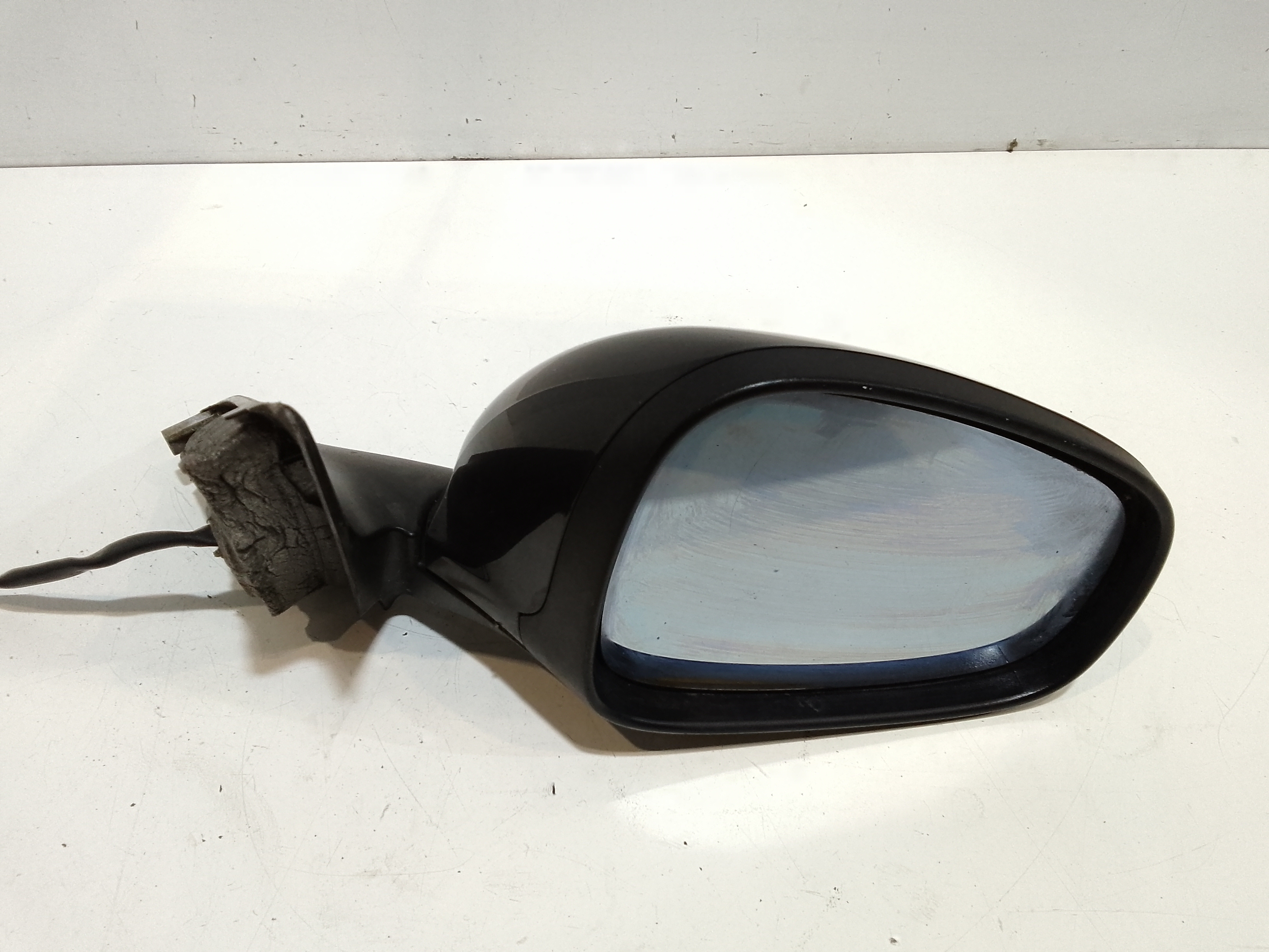 Retrovisore Est. Destro Usato