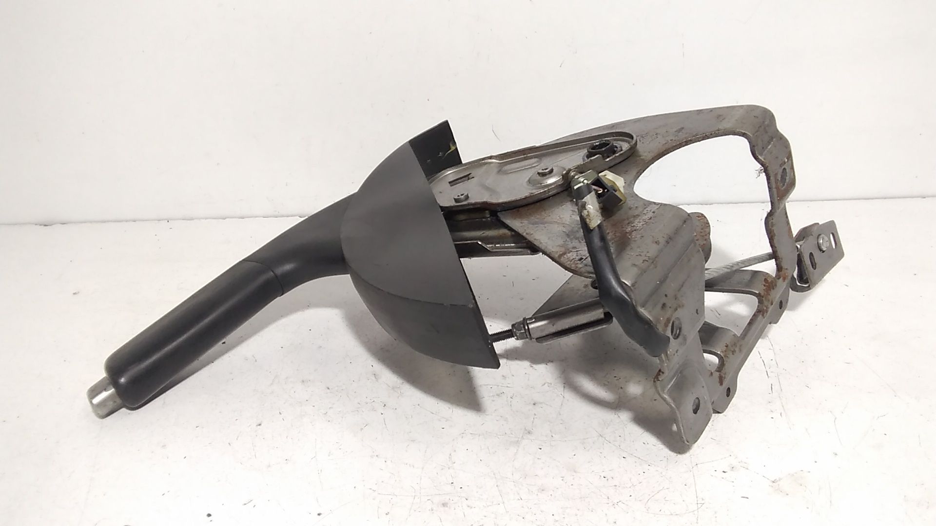 Leva Freno Stazionamento 360101YA0A Usato