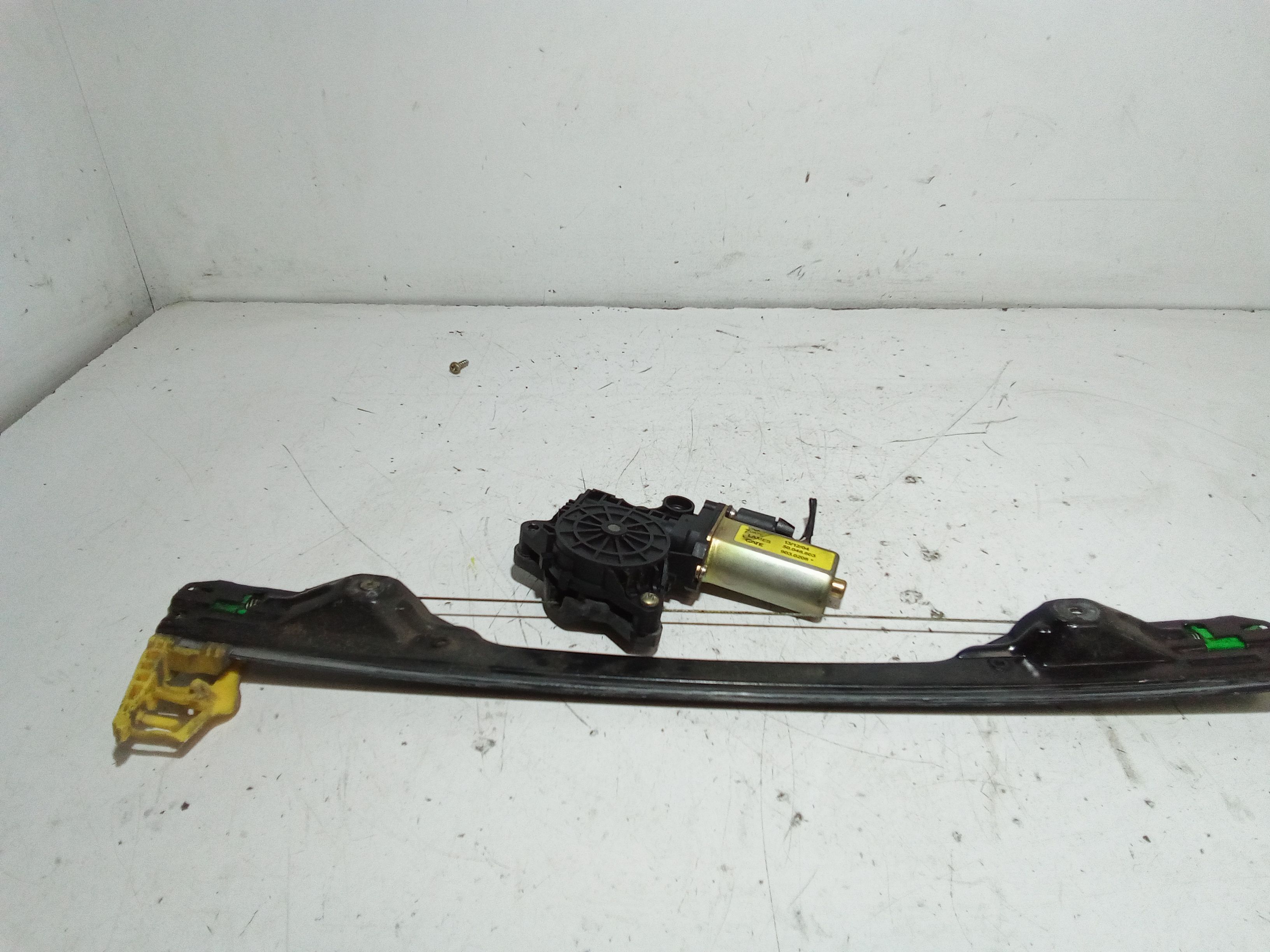 Alzacristallo Porta Ant. Sinistro Usato