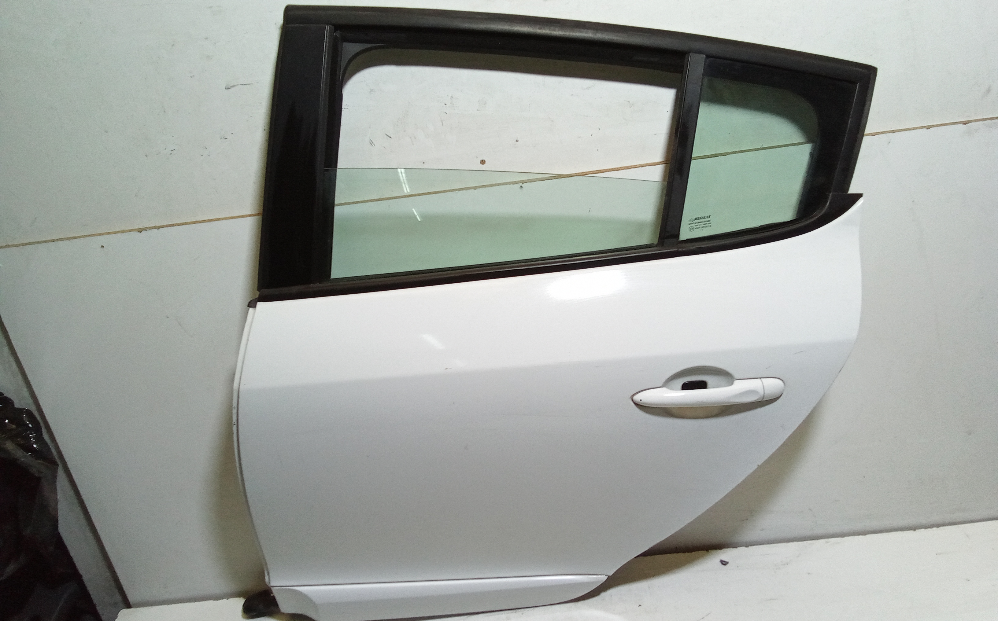 Porta Post. Sinistro 821003885R Usato