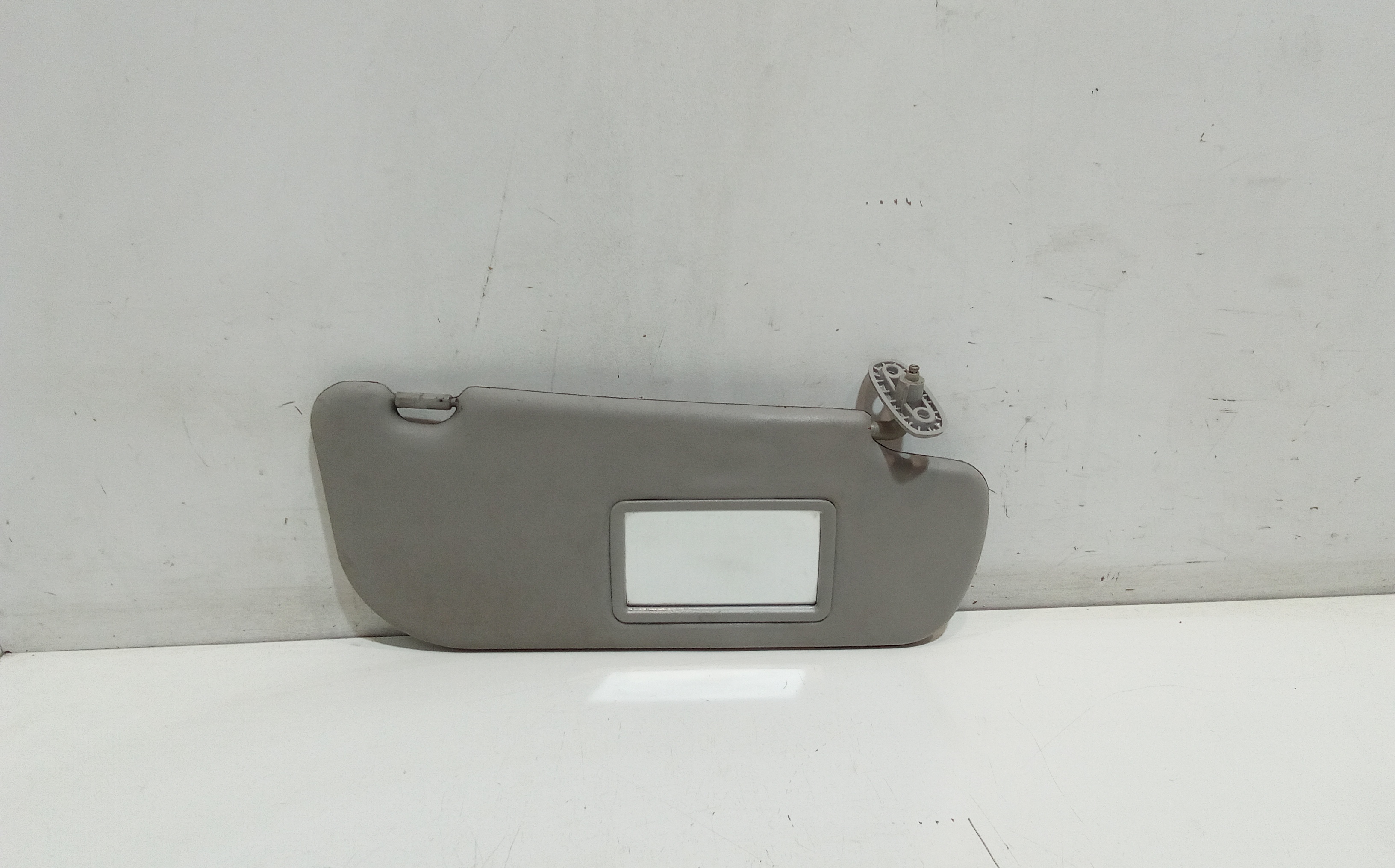 Aletta Parasole Parabrezza Destro 8522007440ED Usato