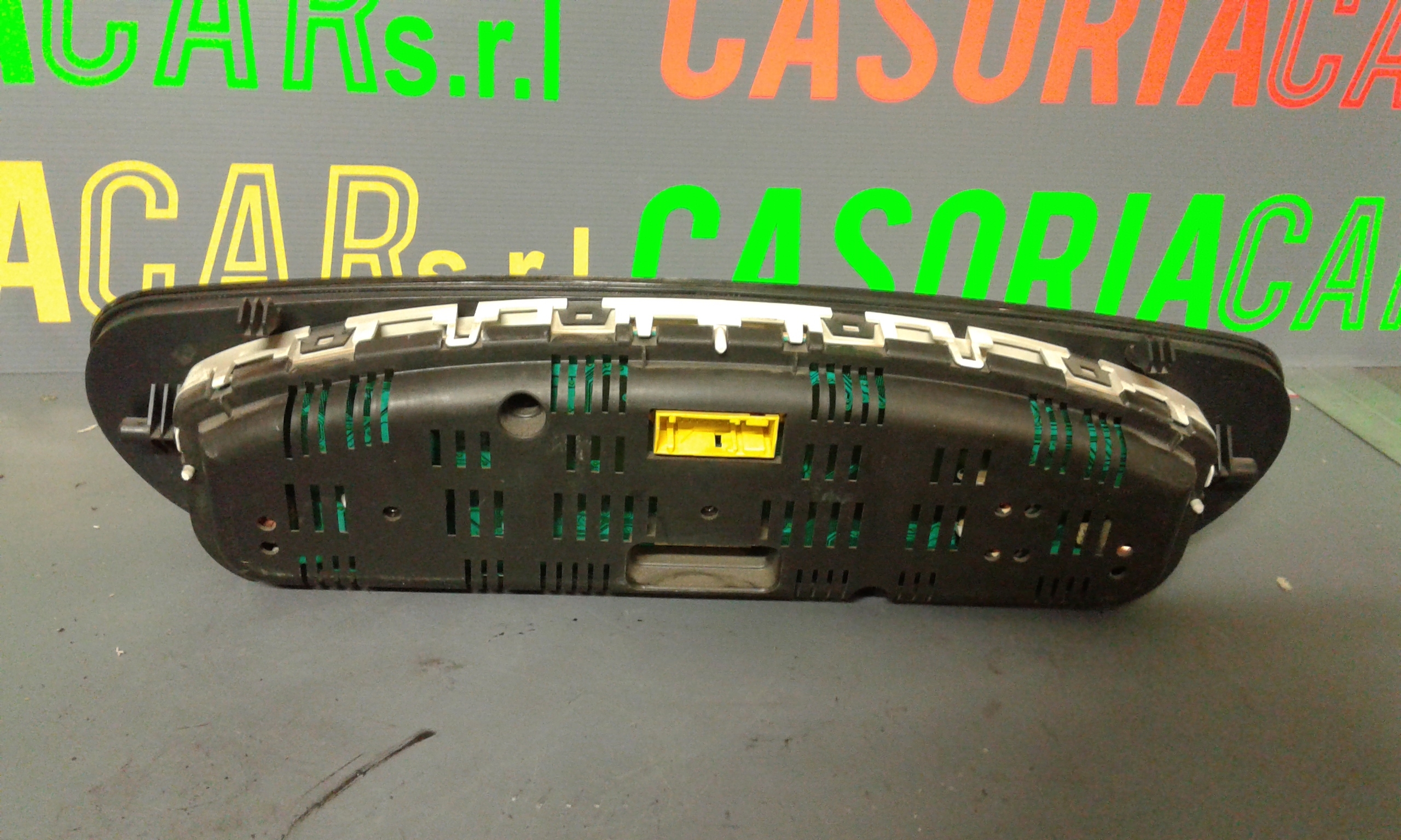 Quadro Portastrumenti Usato