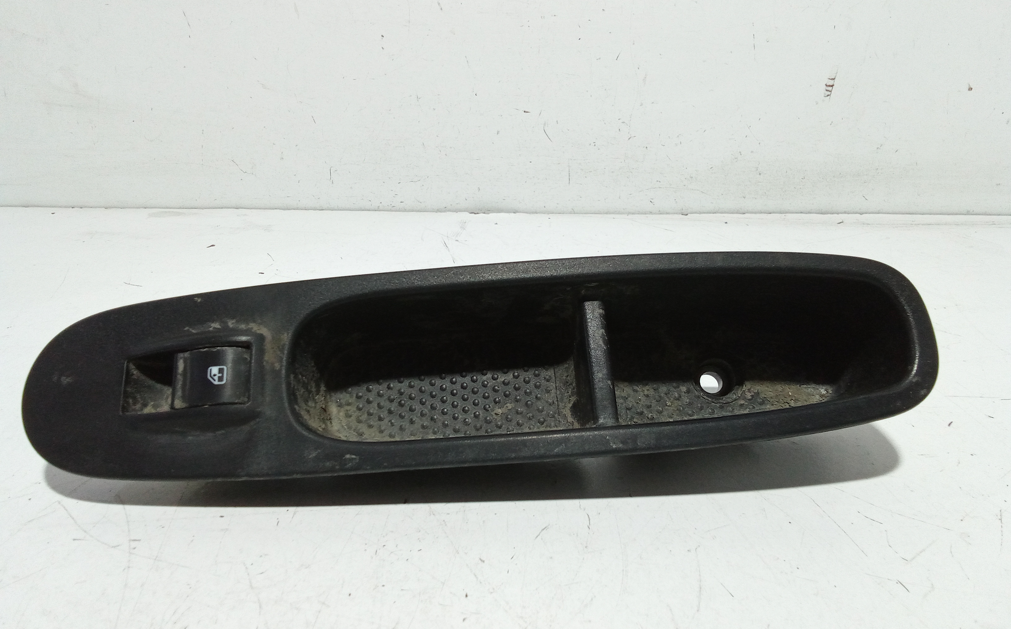 Interruttore Alzacristalli Porta Ant. Destro Usato