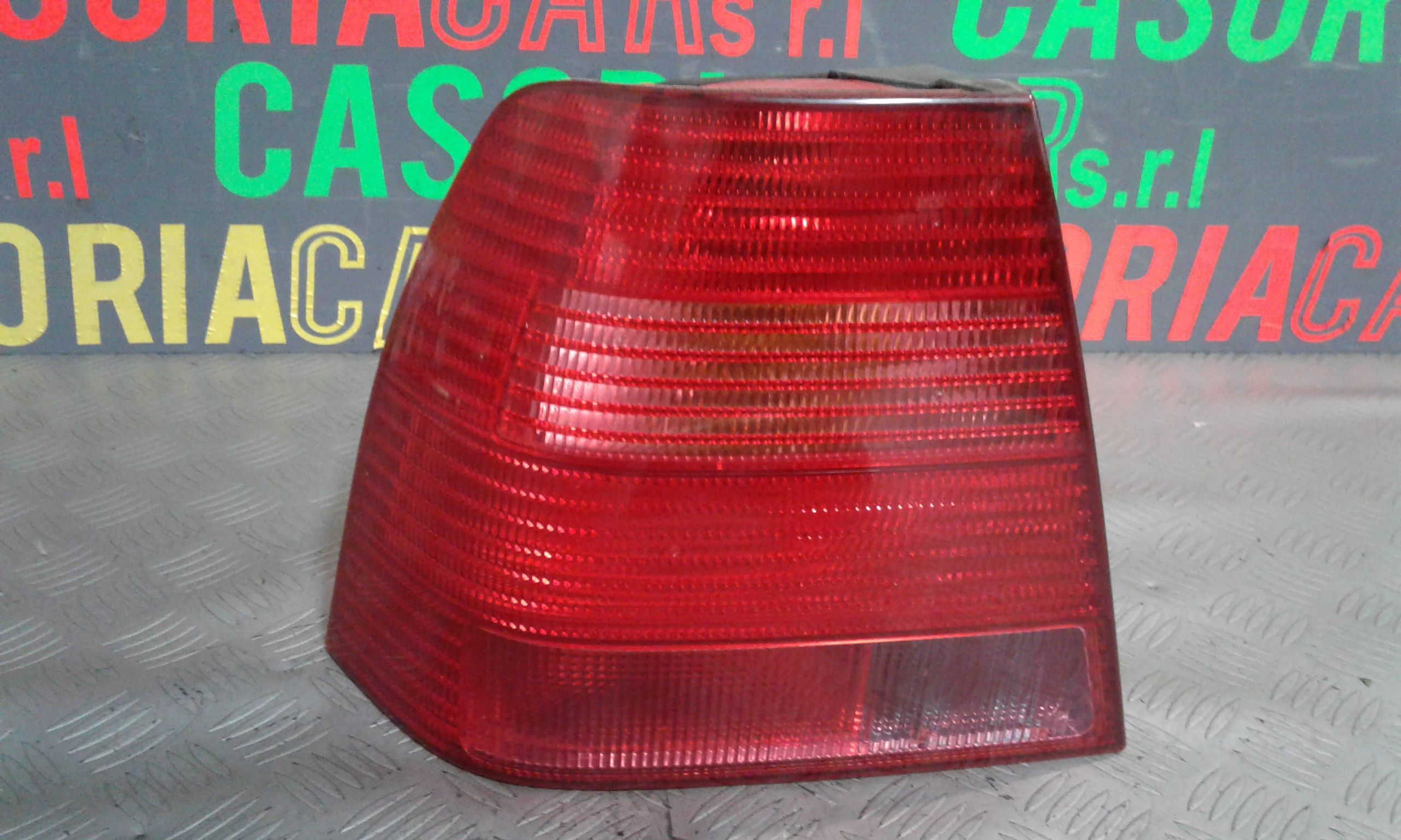 Fanale Post. Sinistro 1J5945095AA Usato