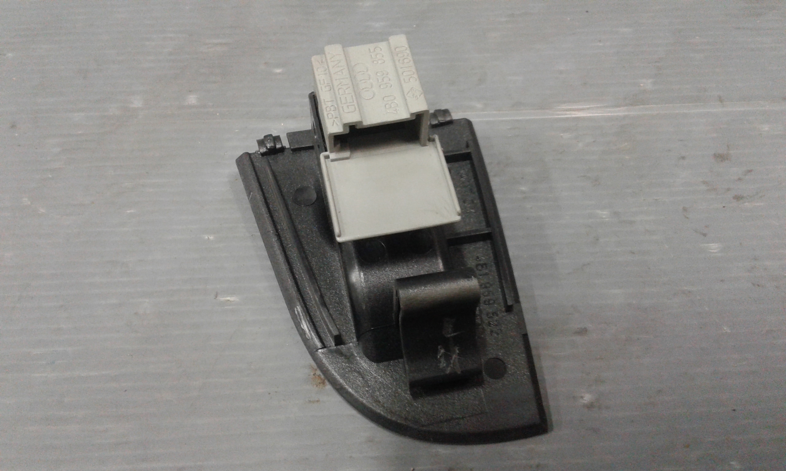 Interruttore Alzacristalli Porta Ant. Destro Usato