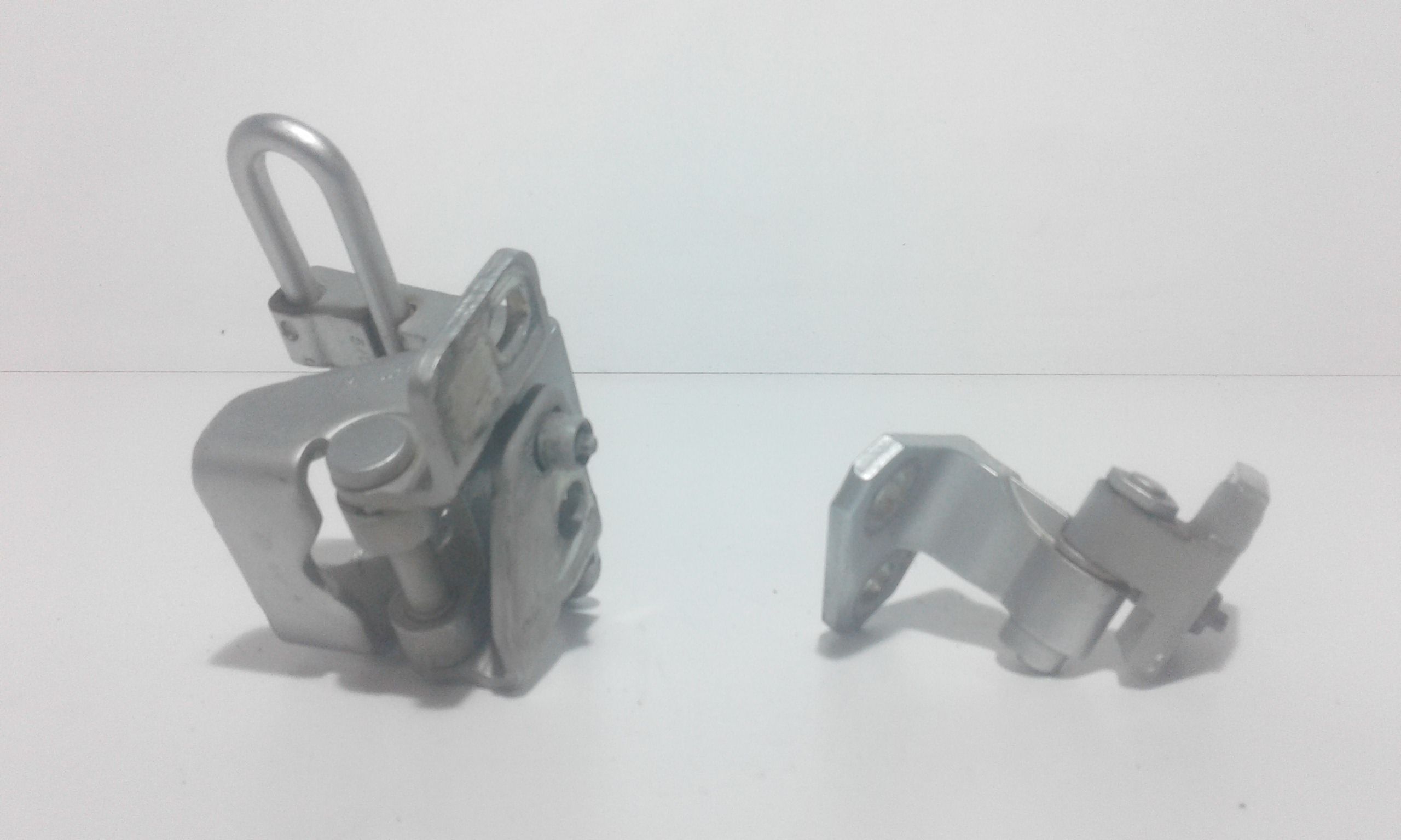 Cerniera Portello Post. Sinistro 1K6827301C Usato