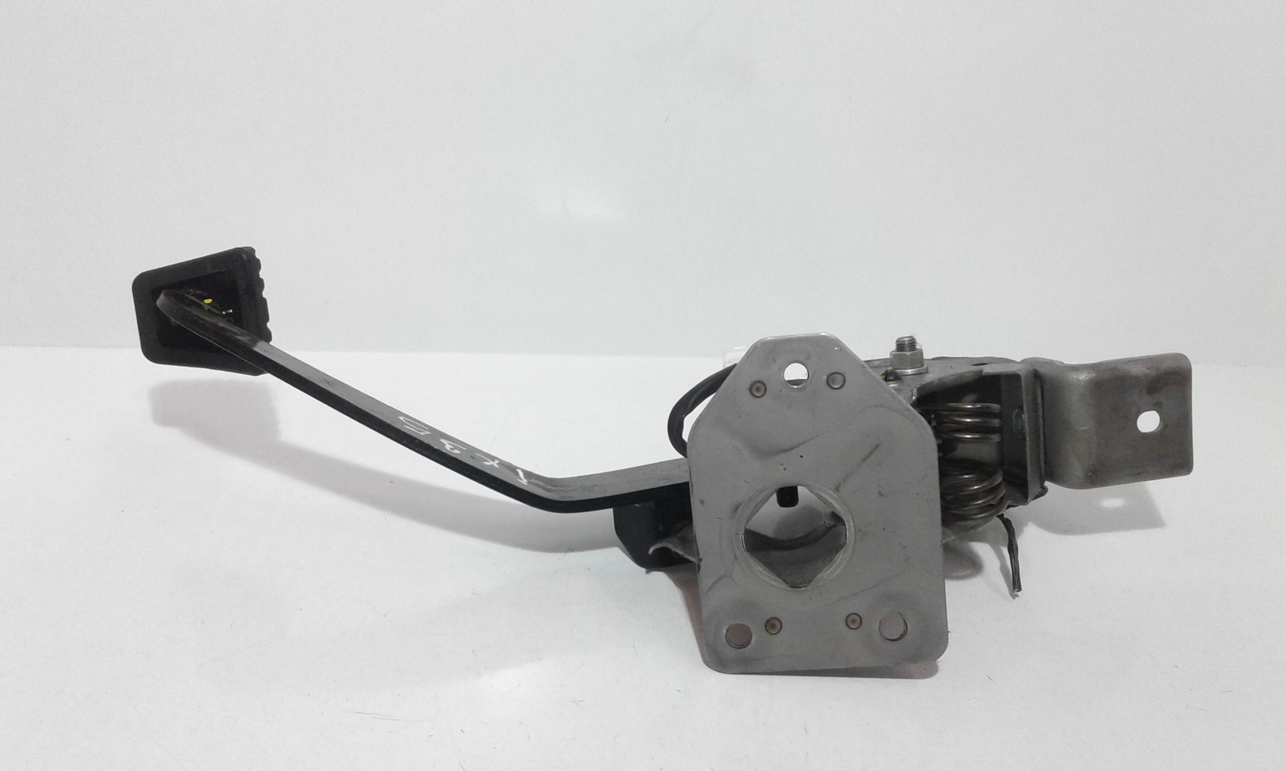 Pedale Frizione 328022S000 Usato