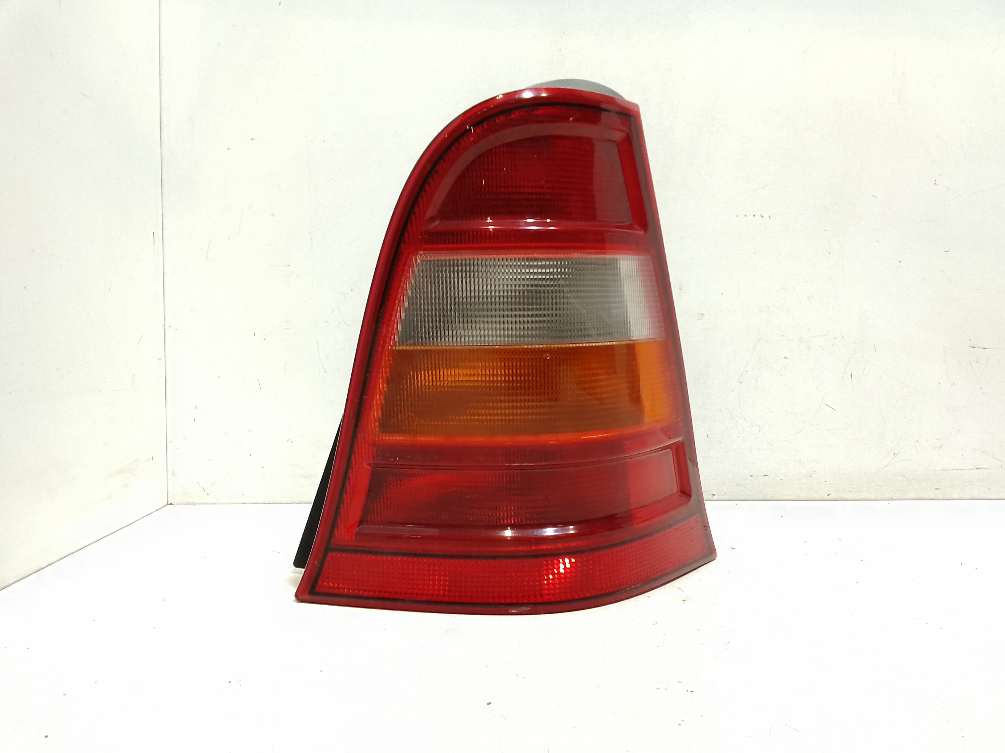 Fanale Post. Destro A1688200264 Usato