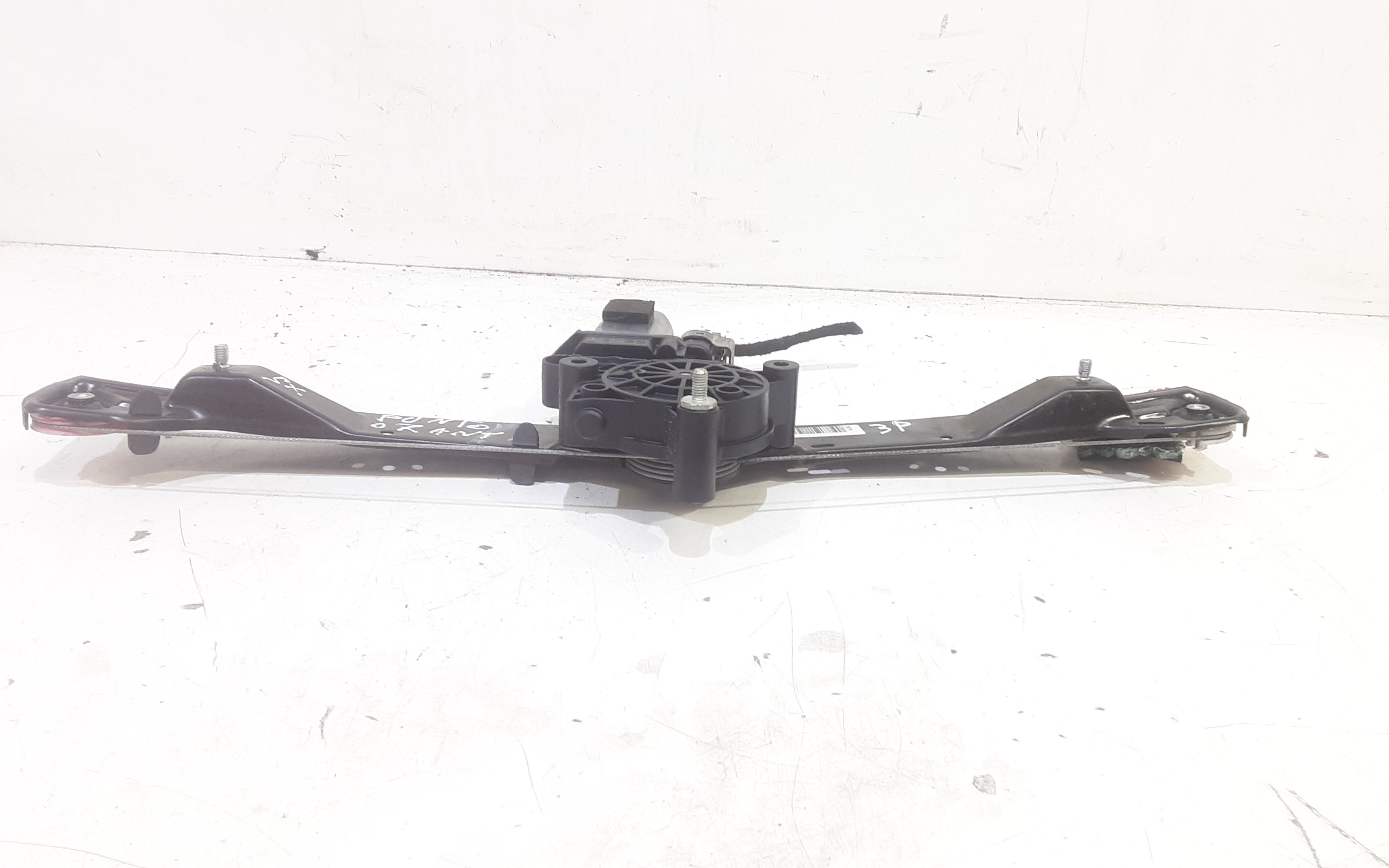 Alzacristallo Porta Ant. Sinistro Usato