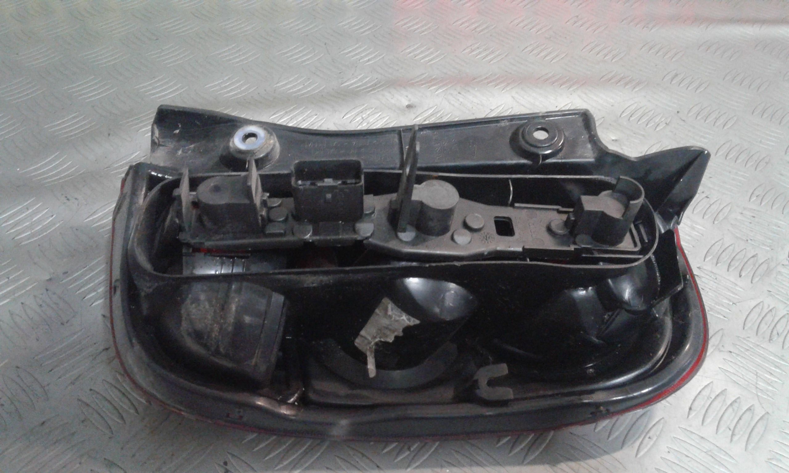 Fanale Post. Sinistro 26555AX720 Usato