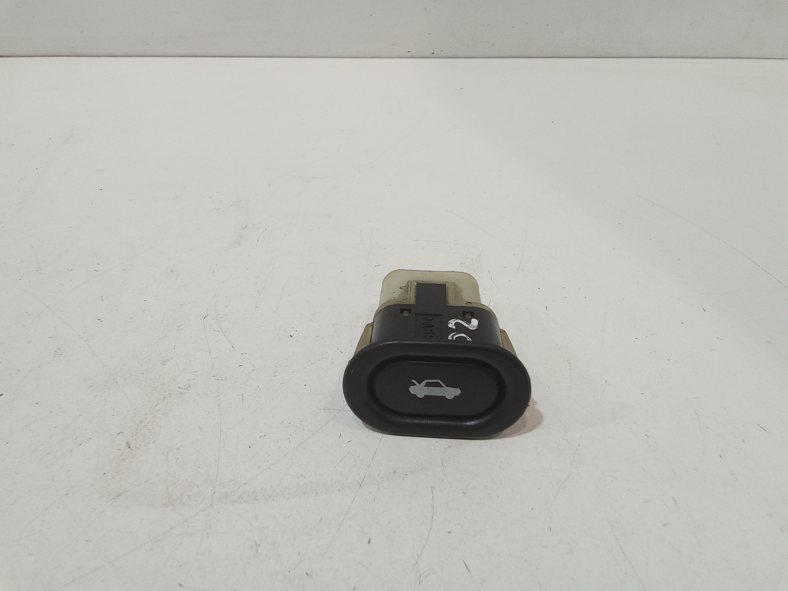 Pulsante Portello Post. , Interruttore Apertura Bagagliaio Usato