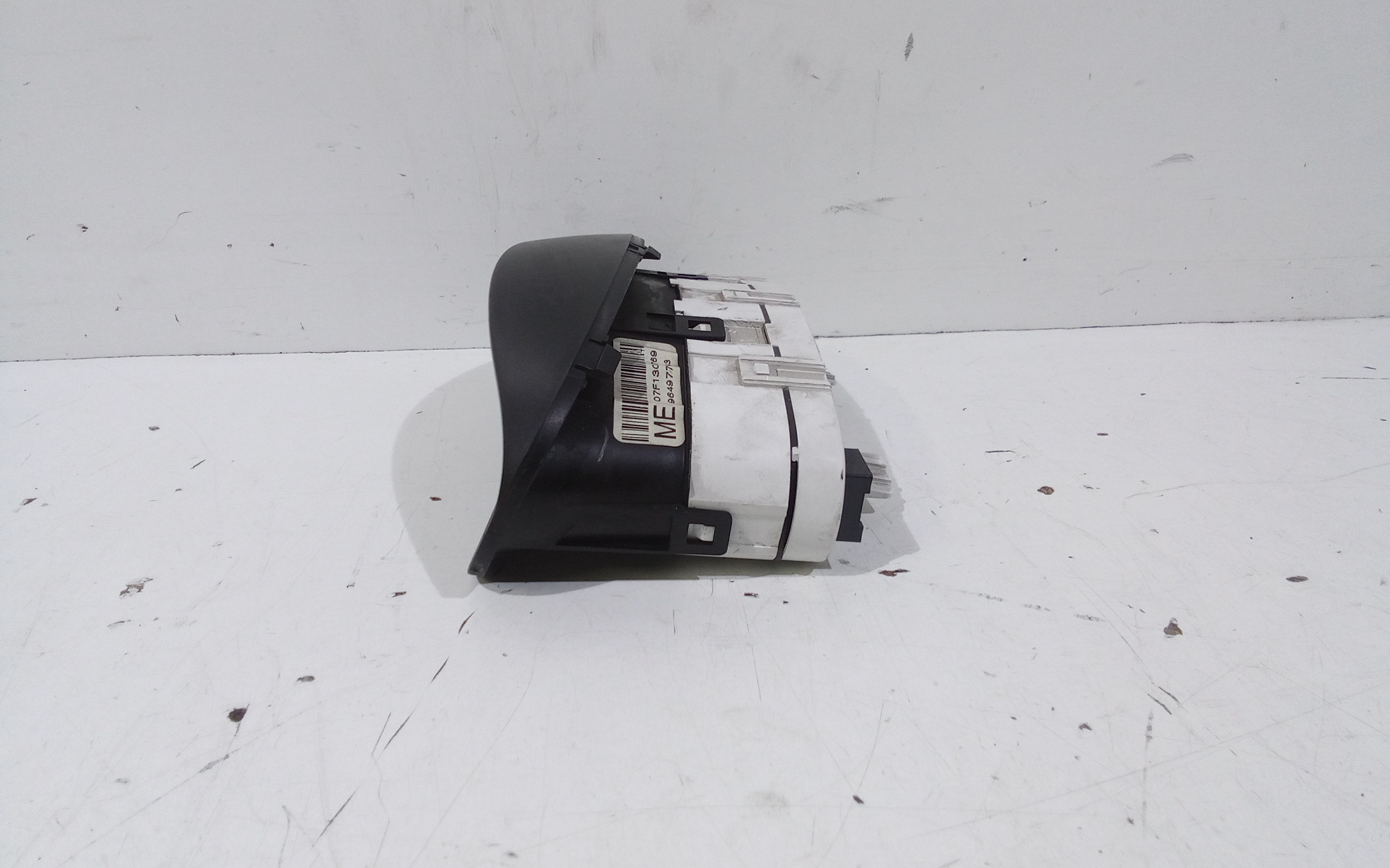 Miniatura 7