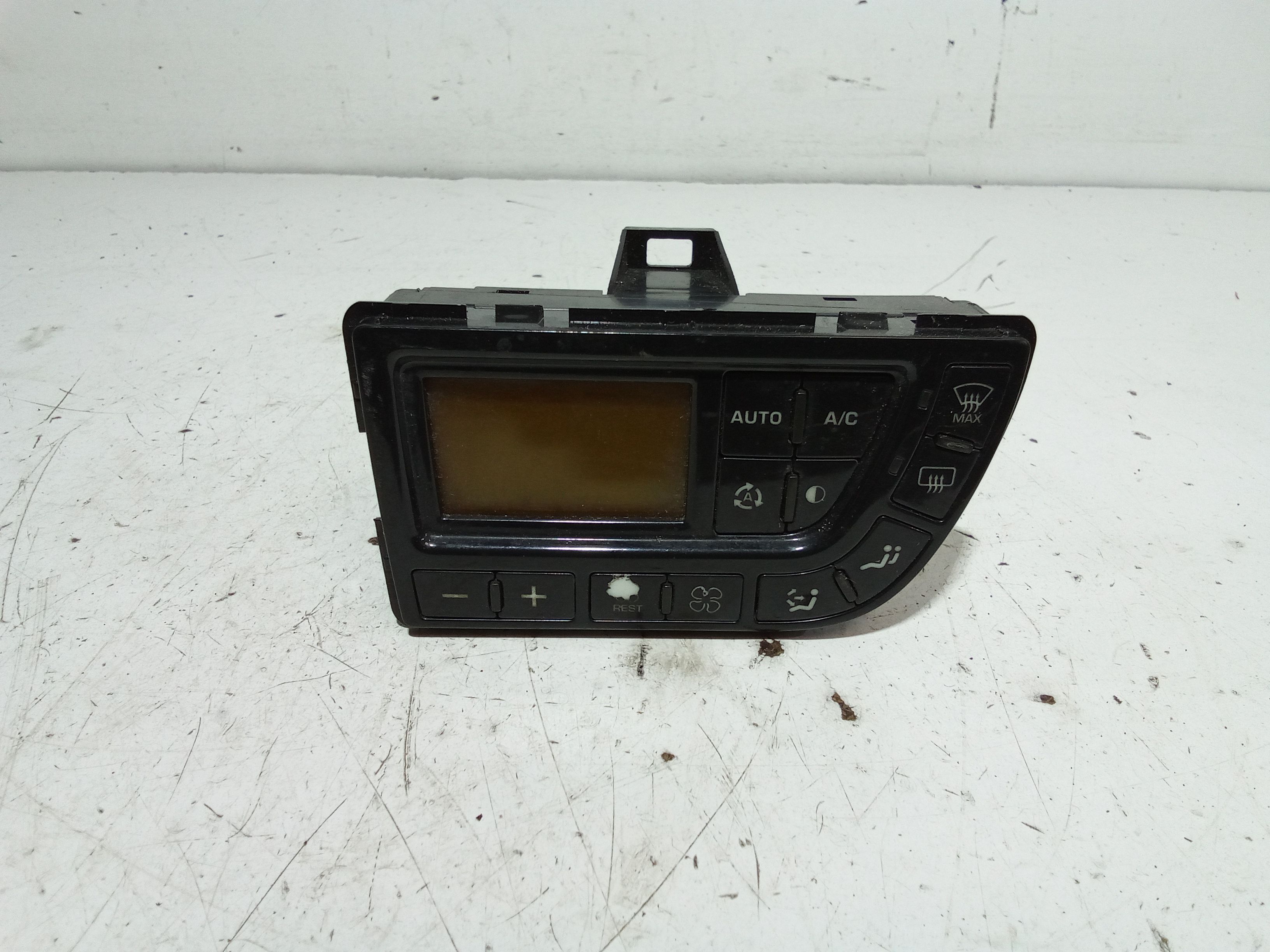 Blocco Comando Climatizzazione Usato