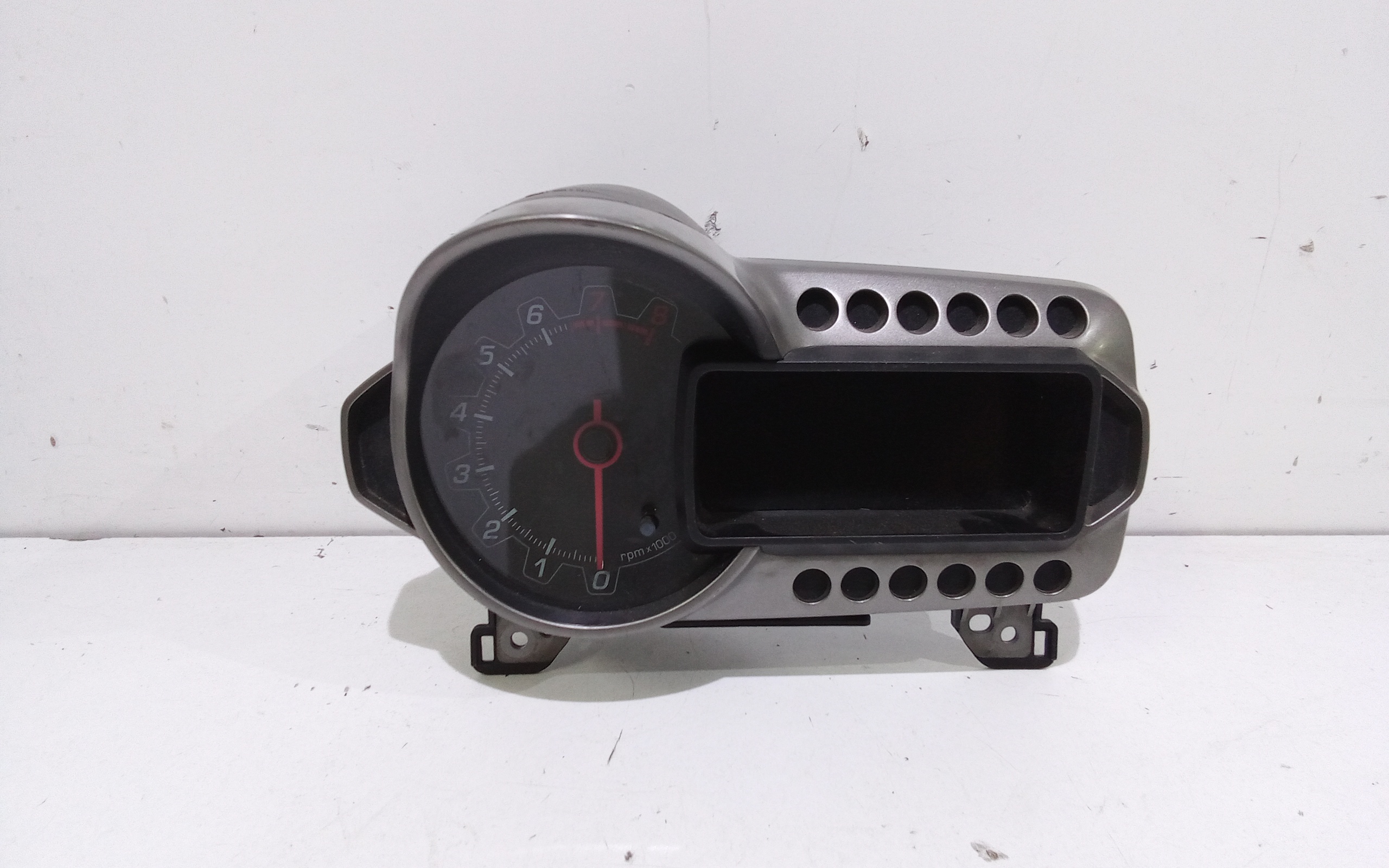 Quadro Portastrumenti Usato