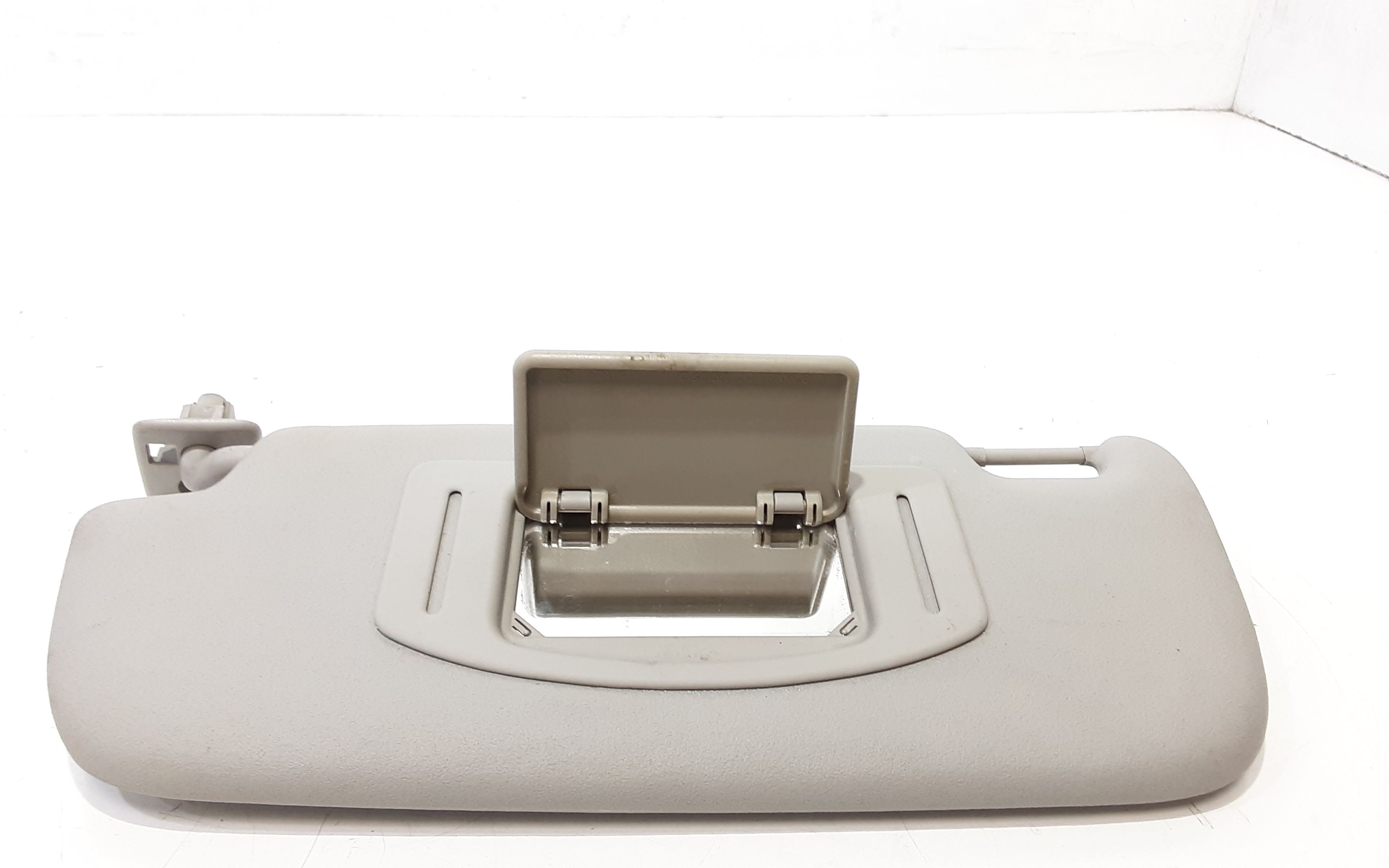 Aletta Parasole Parabrezza Sinistro A4548100910CH0A Usato