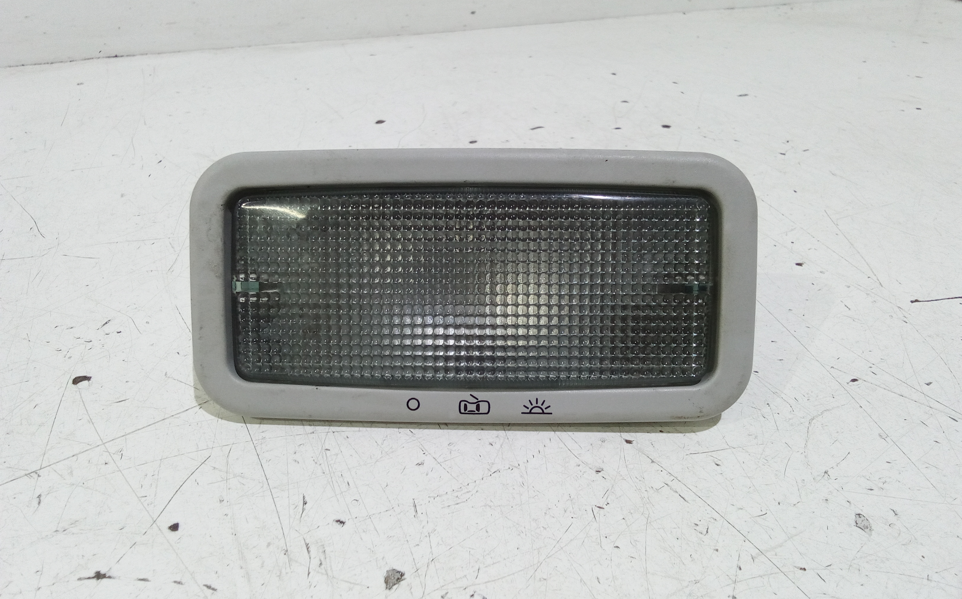 Luce Cortesia Ant. Tetto Usato