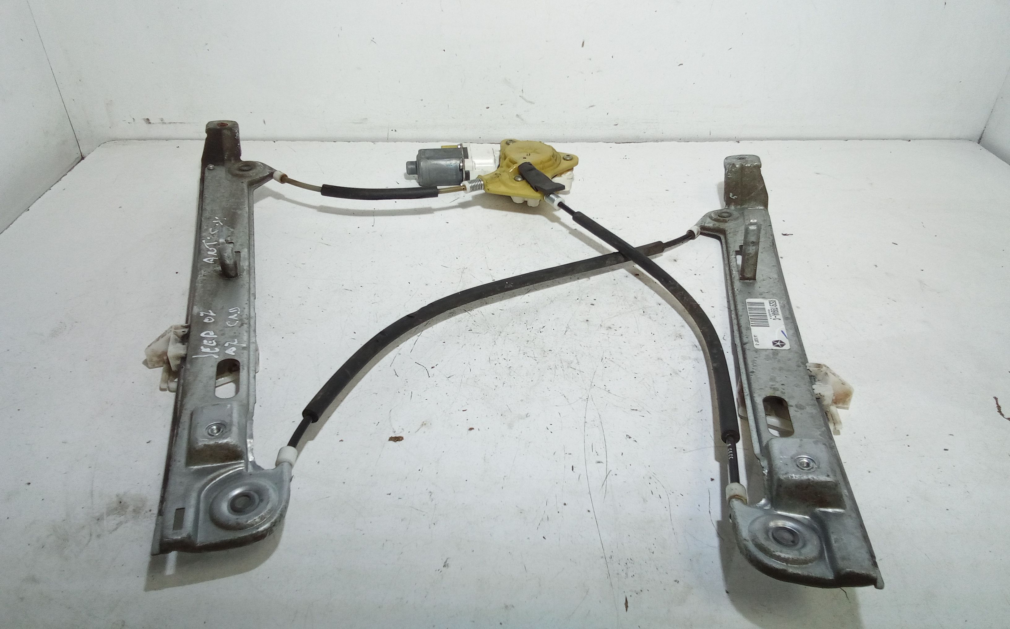 Alzacristallo Porta Ant. Sinistro K68025467AA Usato