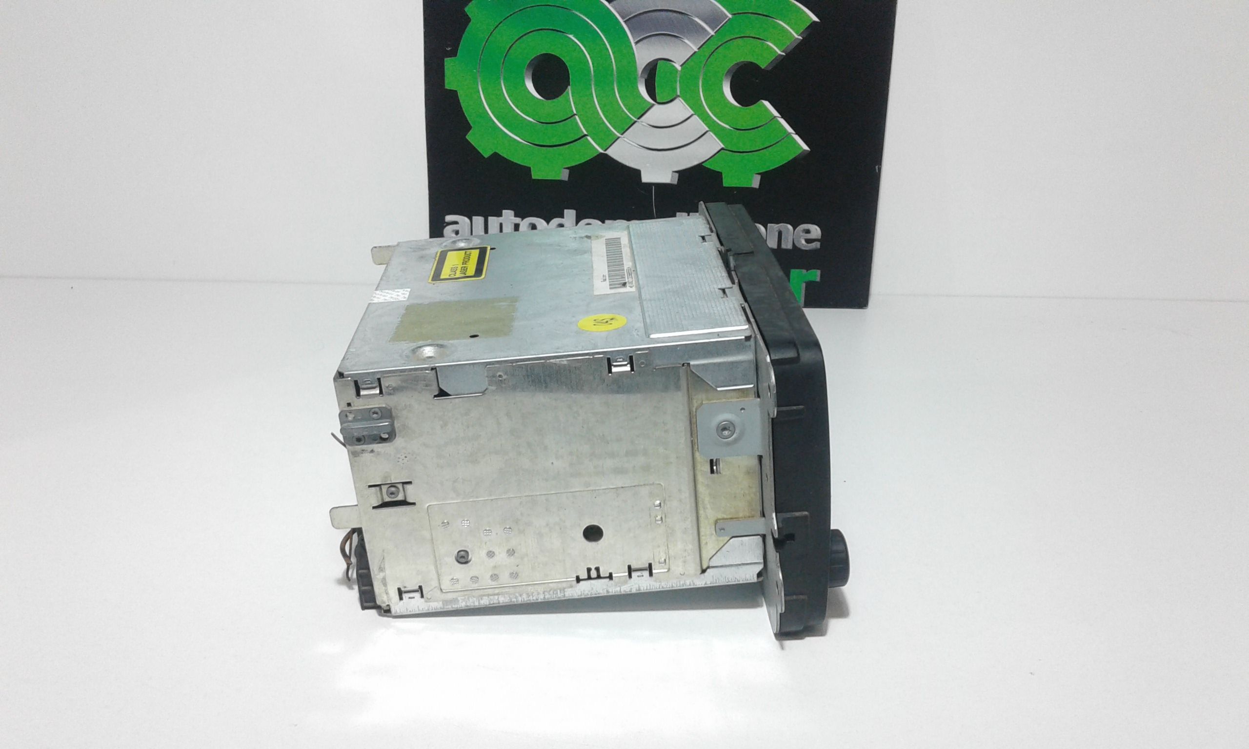 Autoradio 1K0057186JX Usato