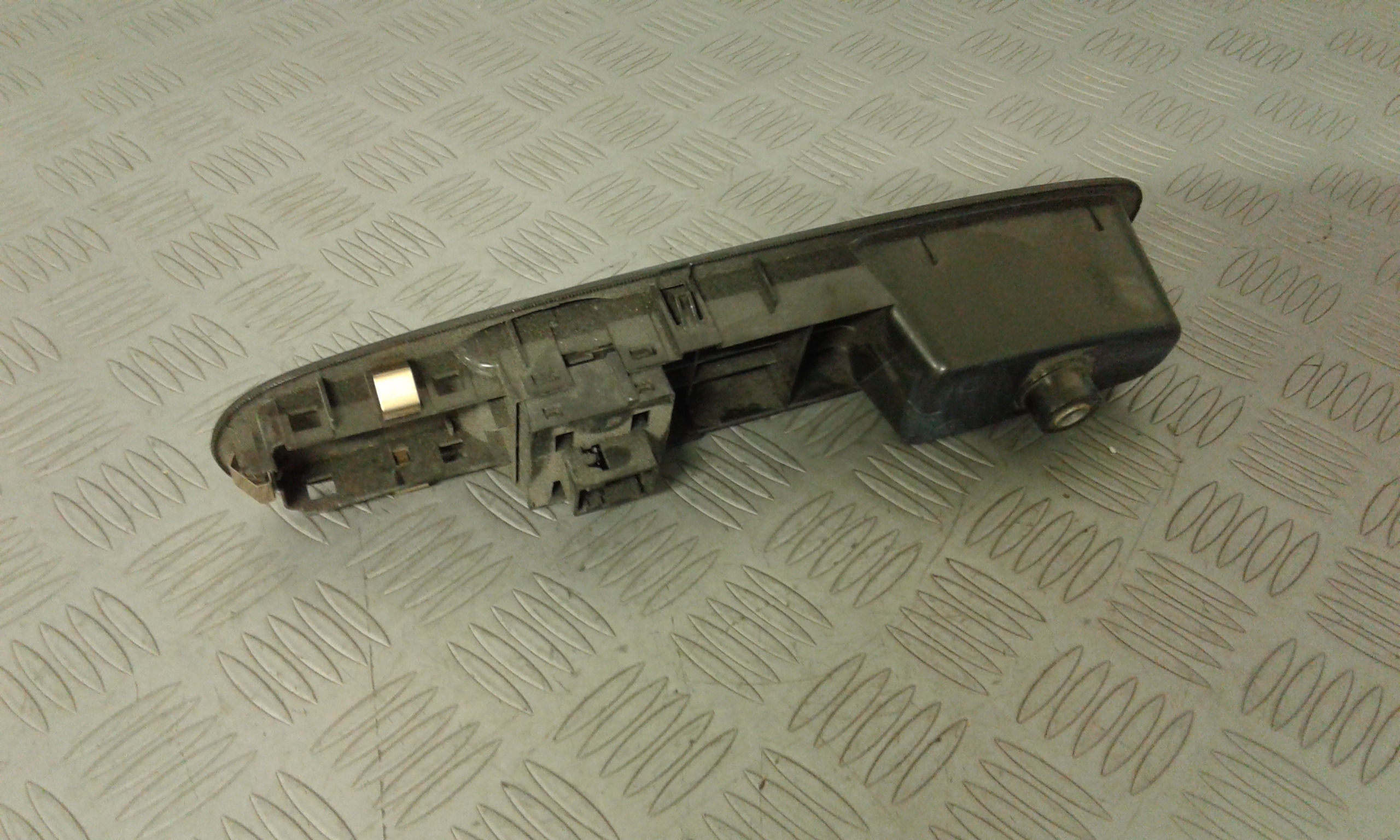 Interruttore Alzacristalli Porta Ant. Sinistro Usato