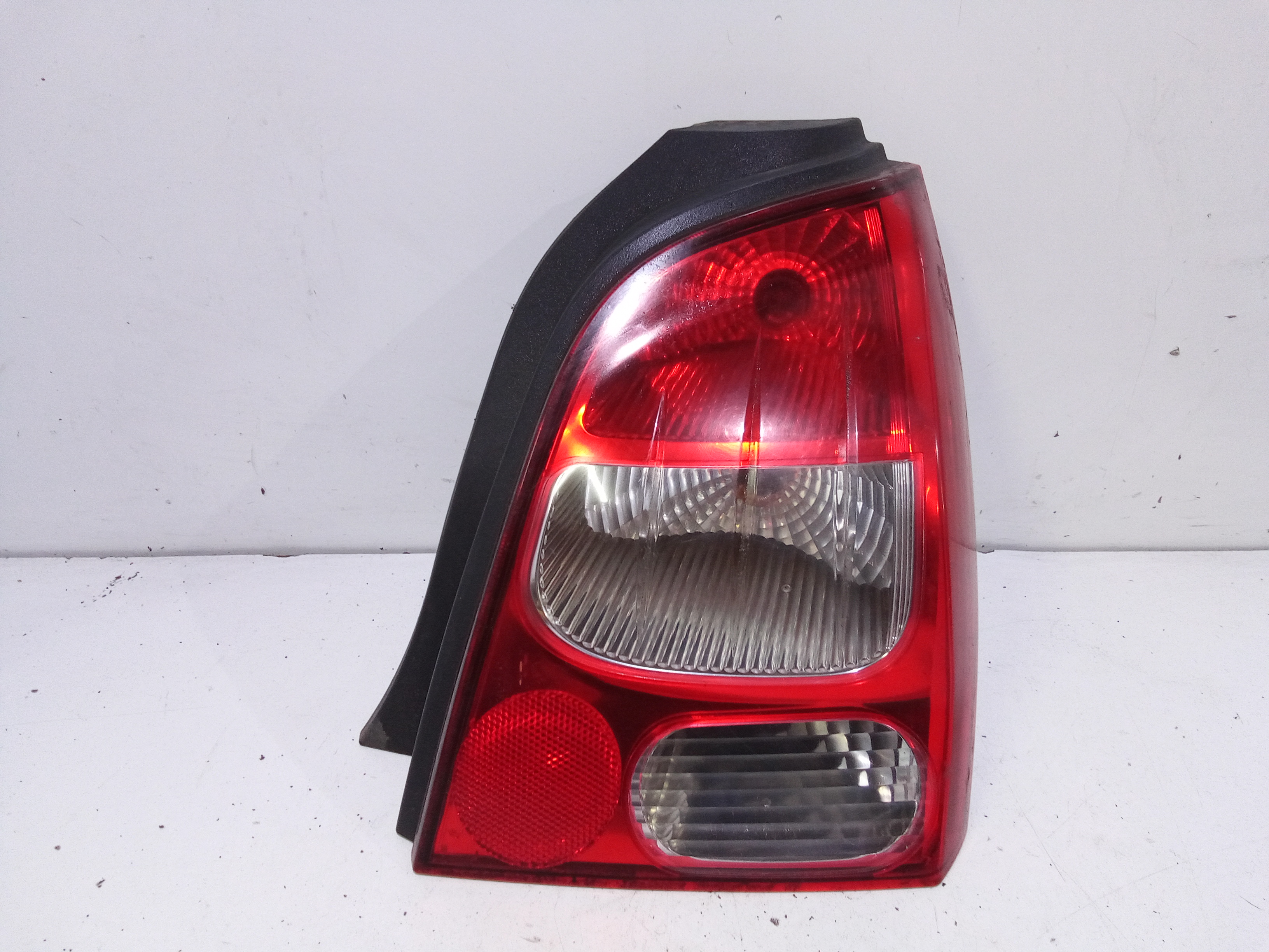 Fanale Post. Destro 8200387889 Usato