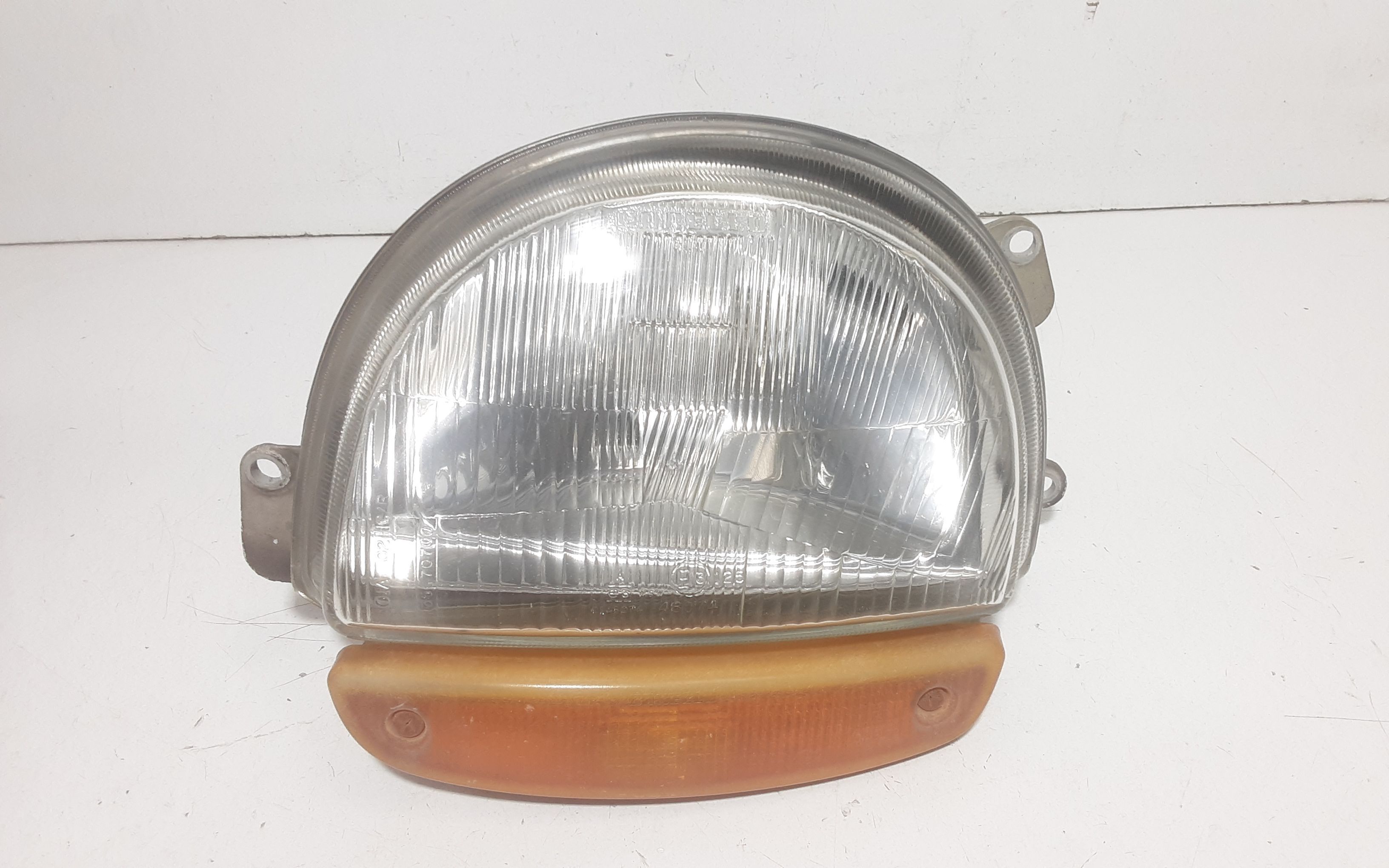 Proiettore Sinistro 7701036393 Usato