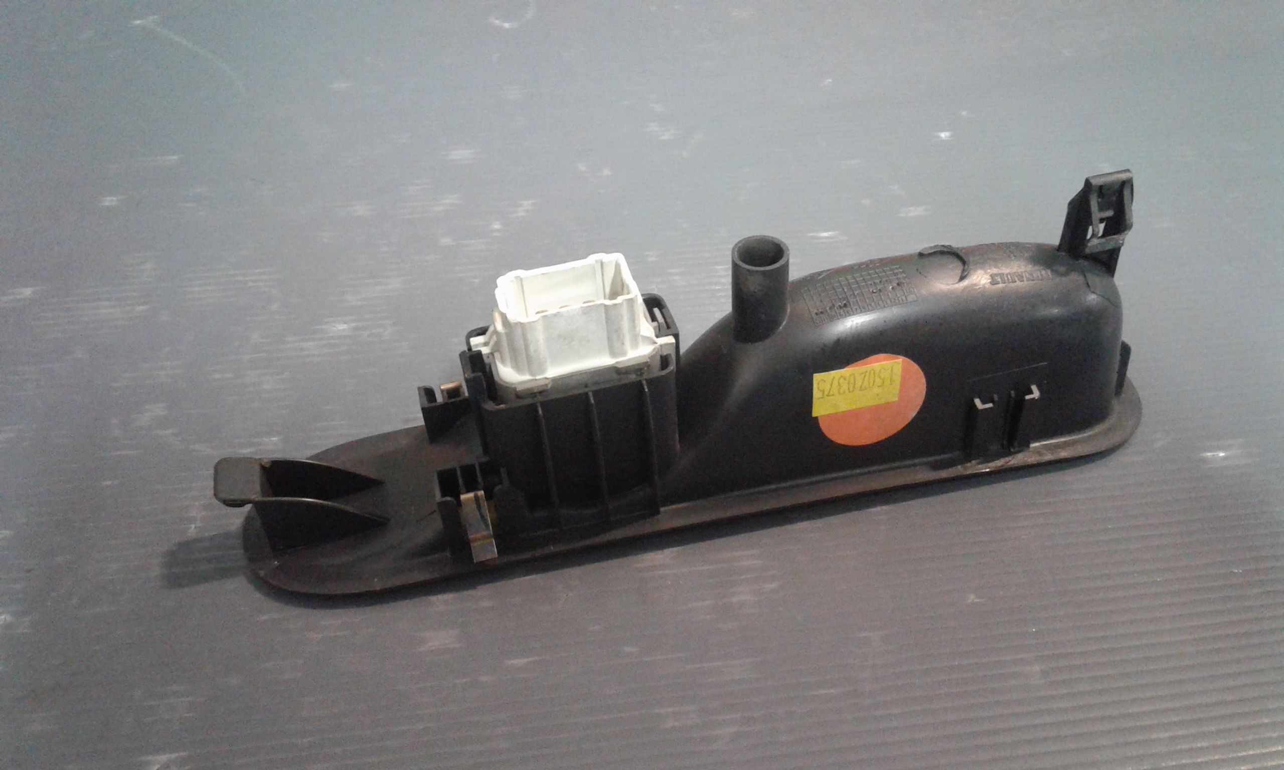 Interruttore Alzacristalli Porta Post. Sinistro 8200220507 Usato