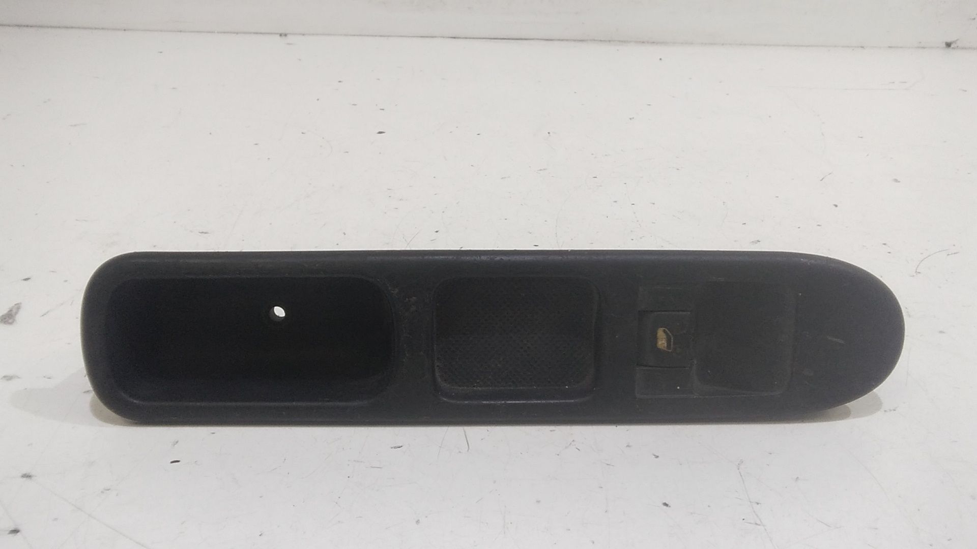 Interruttore Alzacristalli Porta Ant. Destro Usato