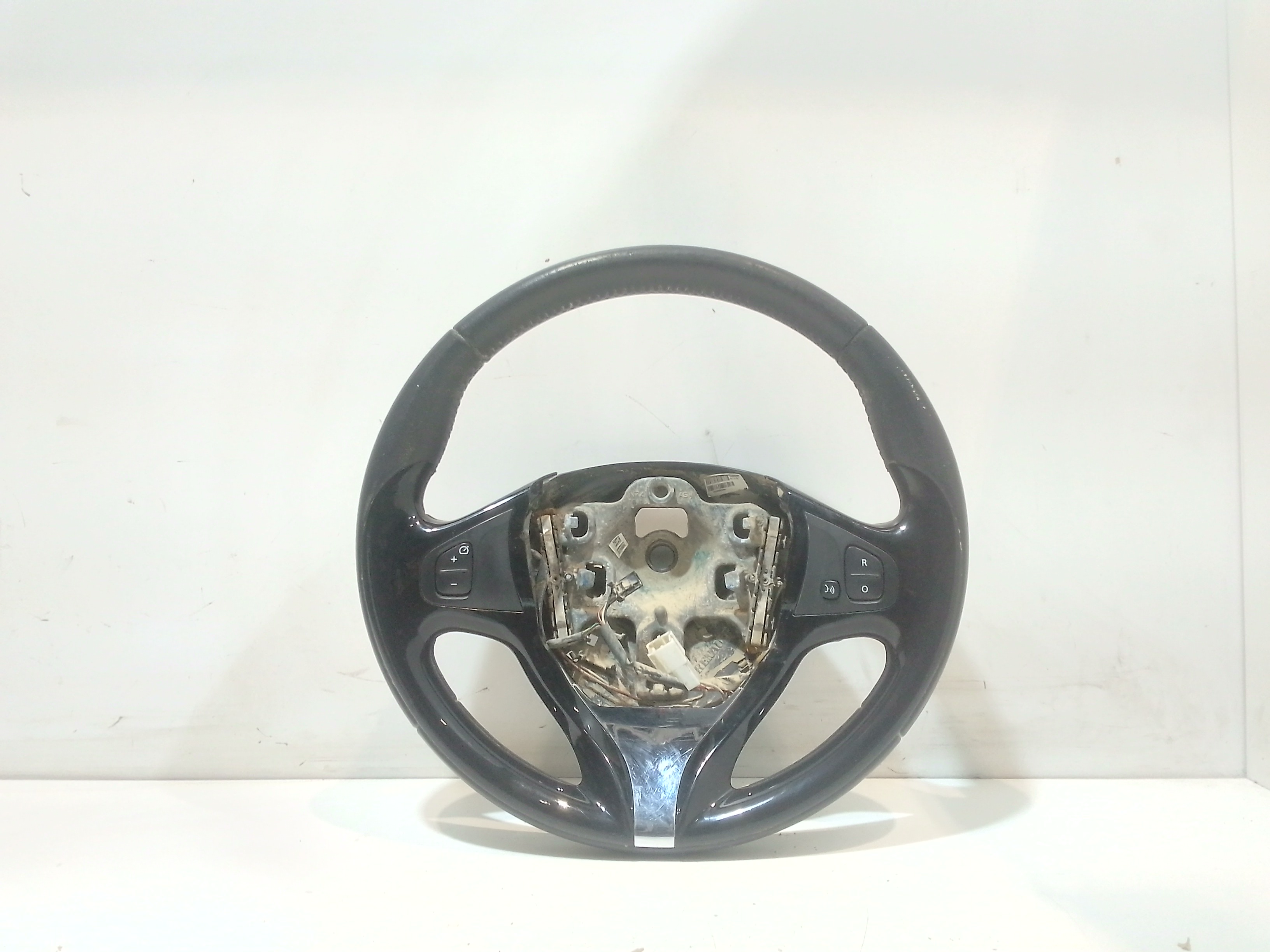 Volante 484002607R Usato