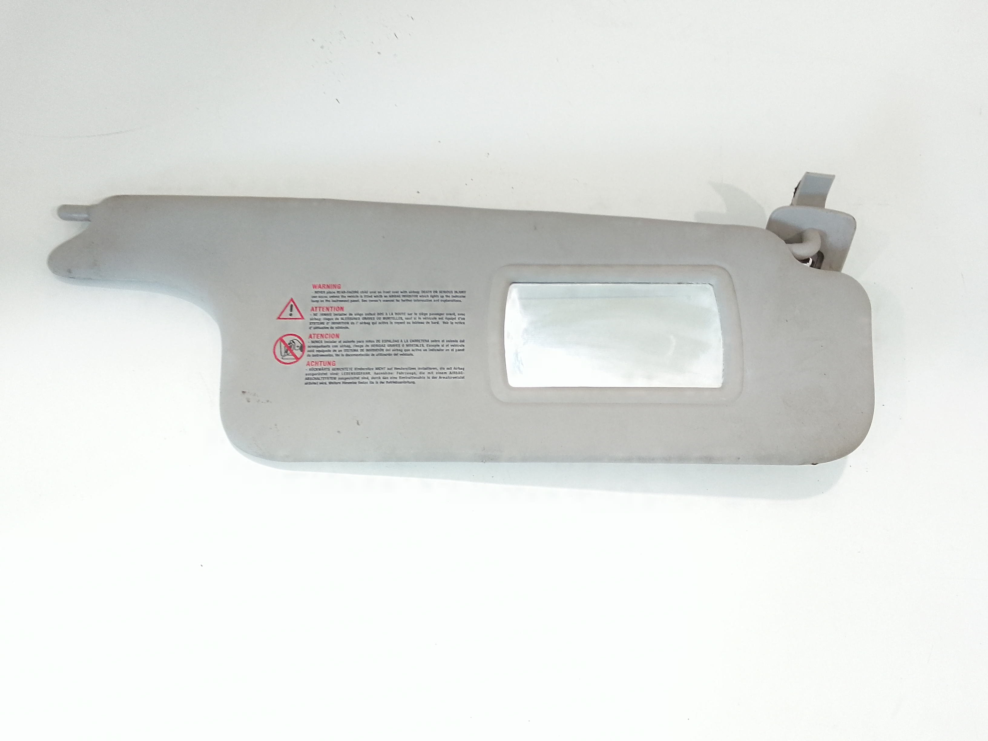 Aletta Parasole Parabrezza Destro 8200246819 Usato