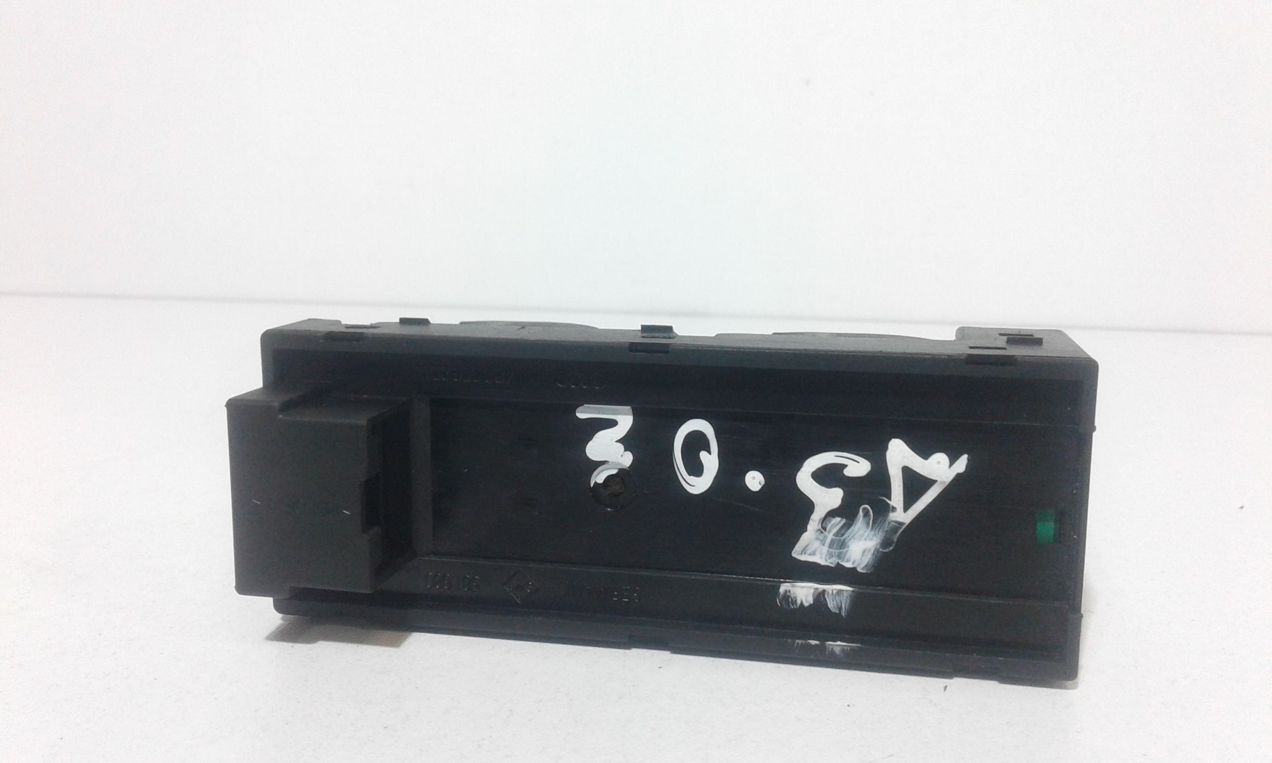 Interruttore Alzacristalli Porta Ant. Sinistro Usato